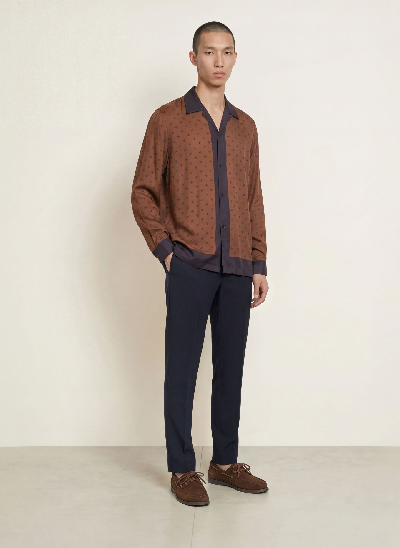 SANDRO Wzorzysta koszula Comfort Fit: BRĄZOWY / CZARNY