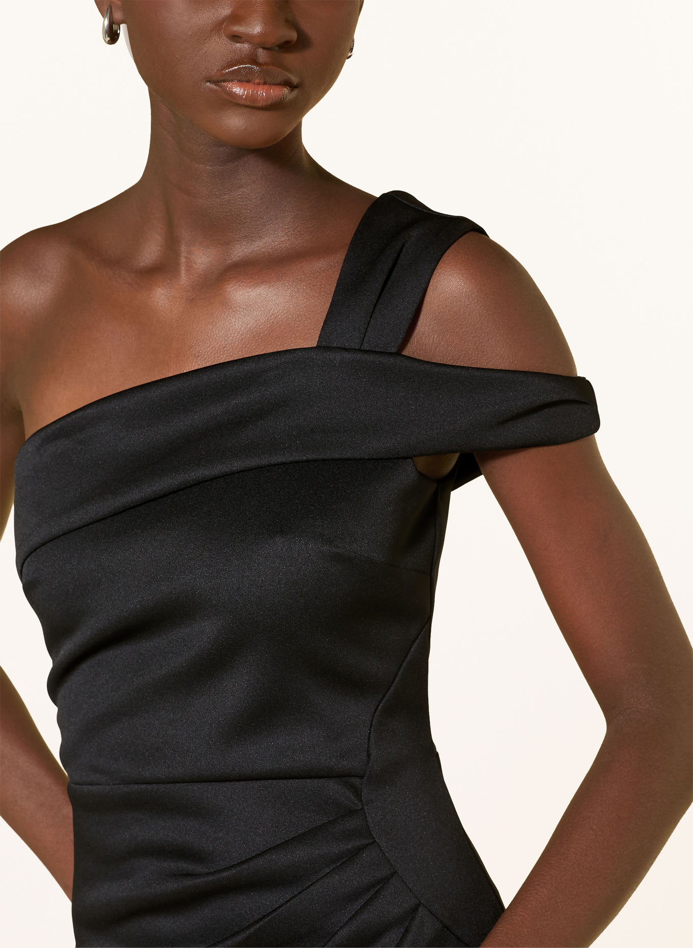 LIPSY Abendkleid: SCHWARZ