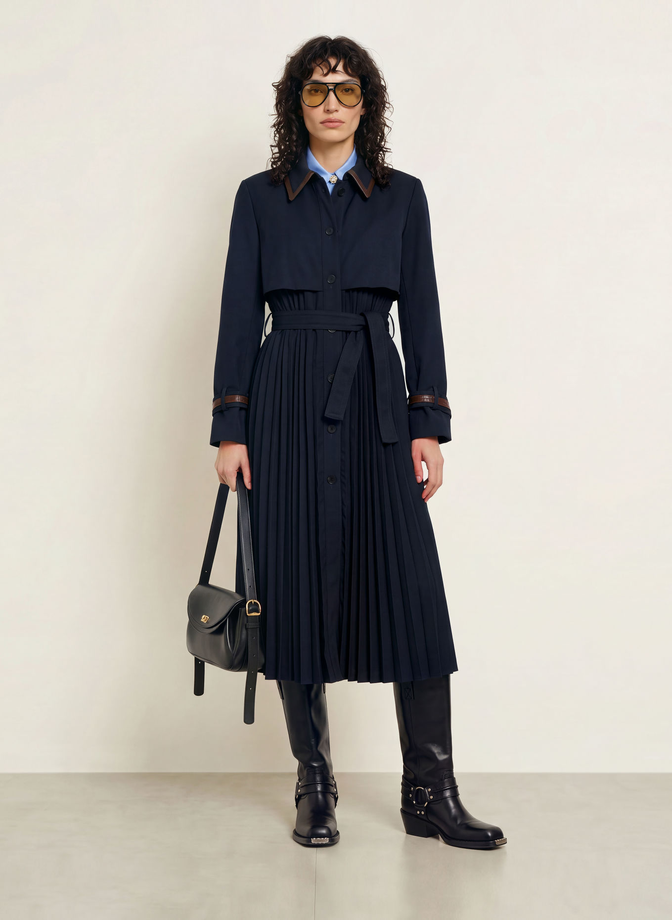 SANDRO Trenchcoat mit Plissees: DUNKELBLAU / DUNKELBRAUN