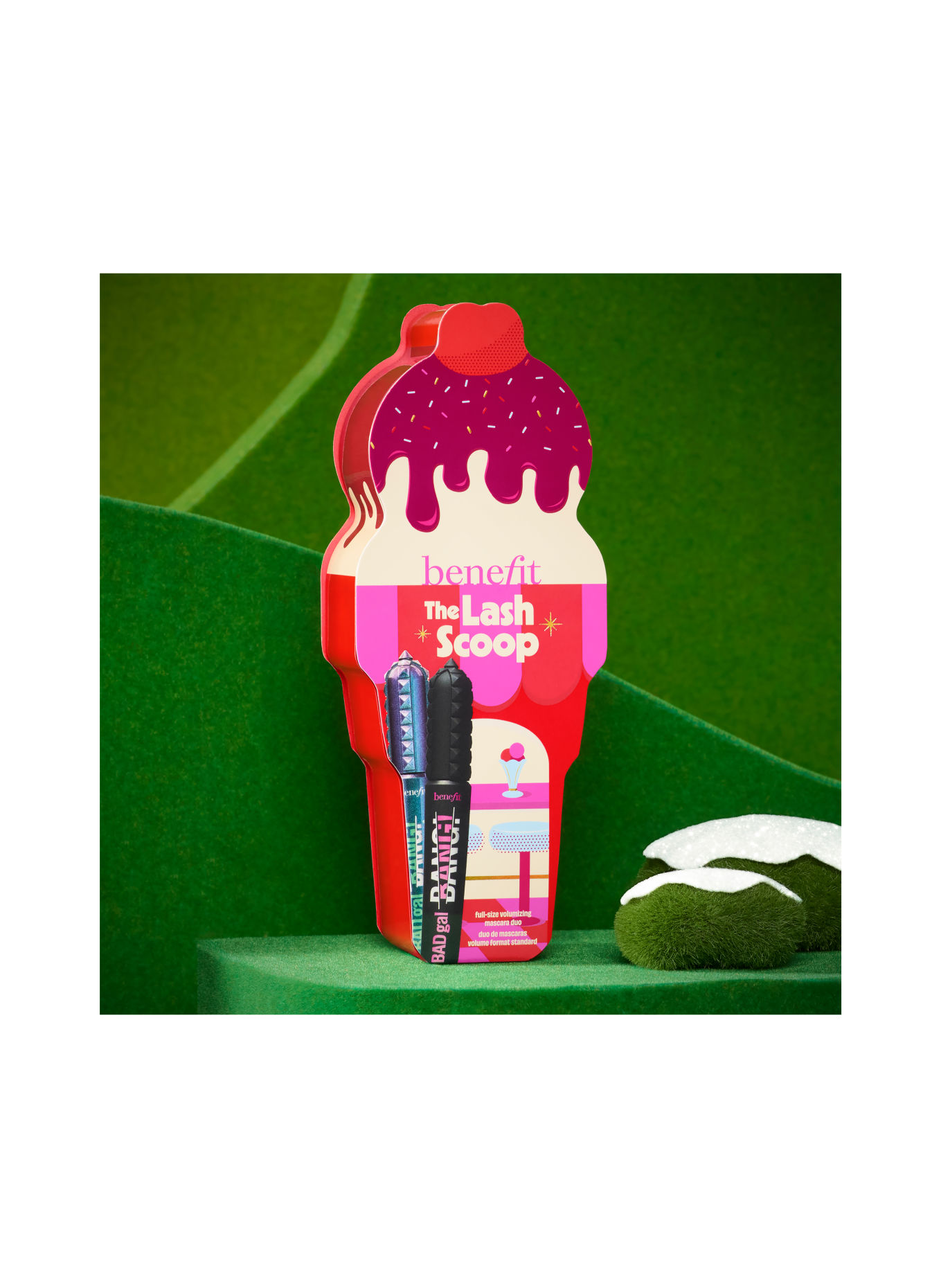 benefit THE LASH SCOOP
