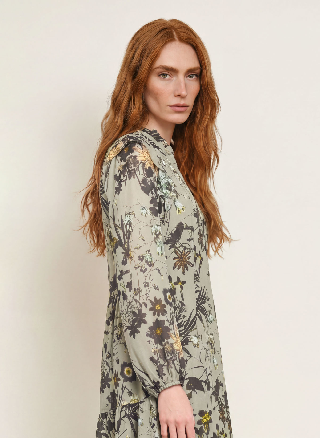 Marc O'Polo Kleid mit Rüschen: HELLGRÜN / WEISS / SCHWARZ