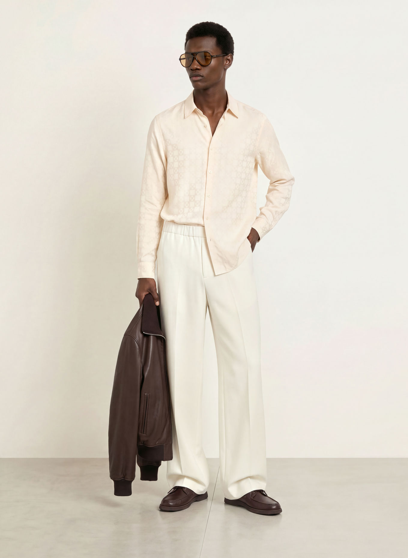 SANDRO Koszula satynowa o kroju Extra Slim Fit: ECRU