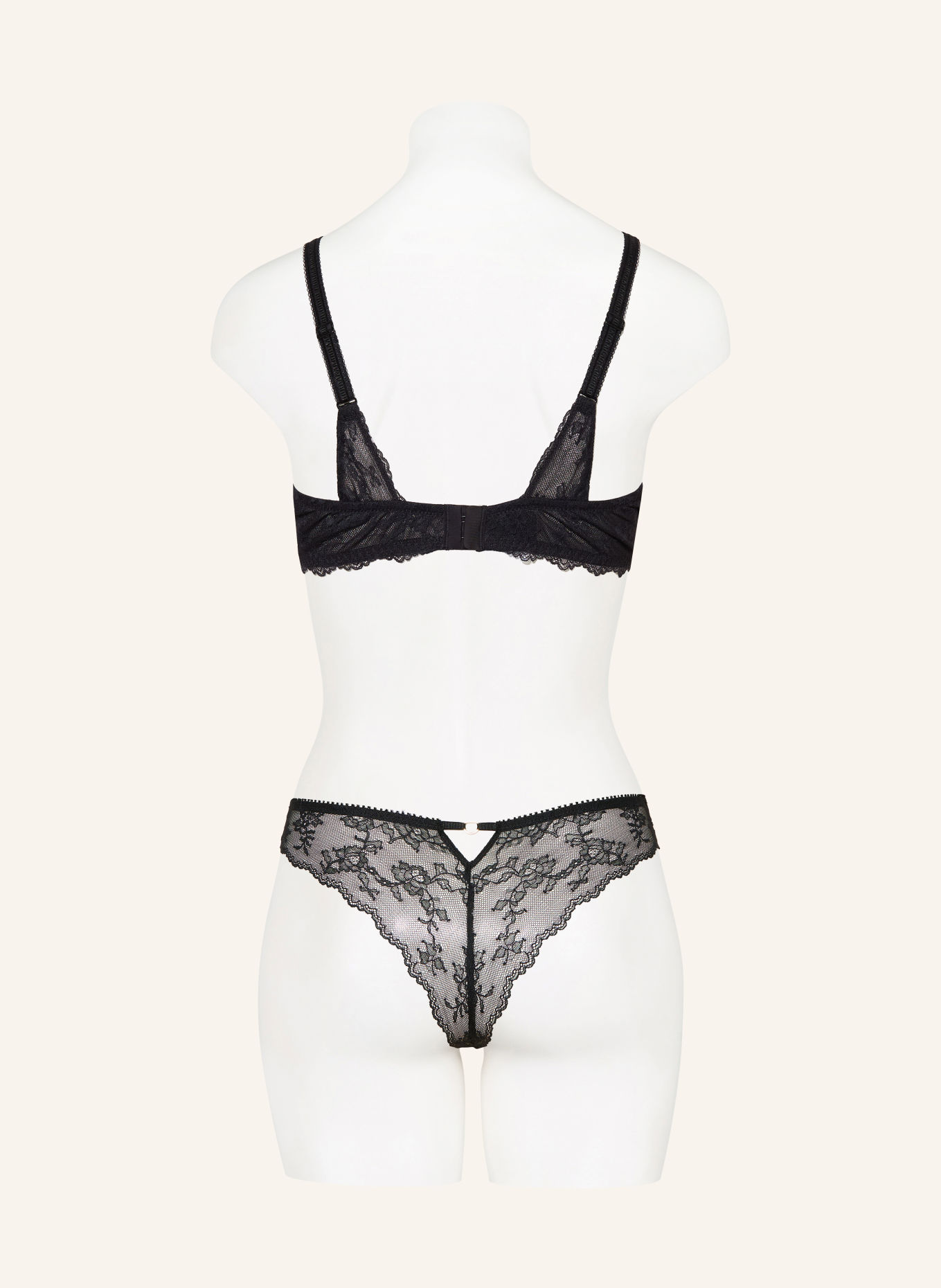 CHANTELLE String ILLUSION met uitsnijding: E62 CREPUSCULAR BLACK