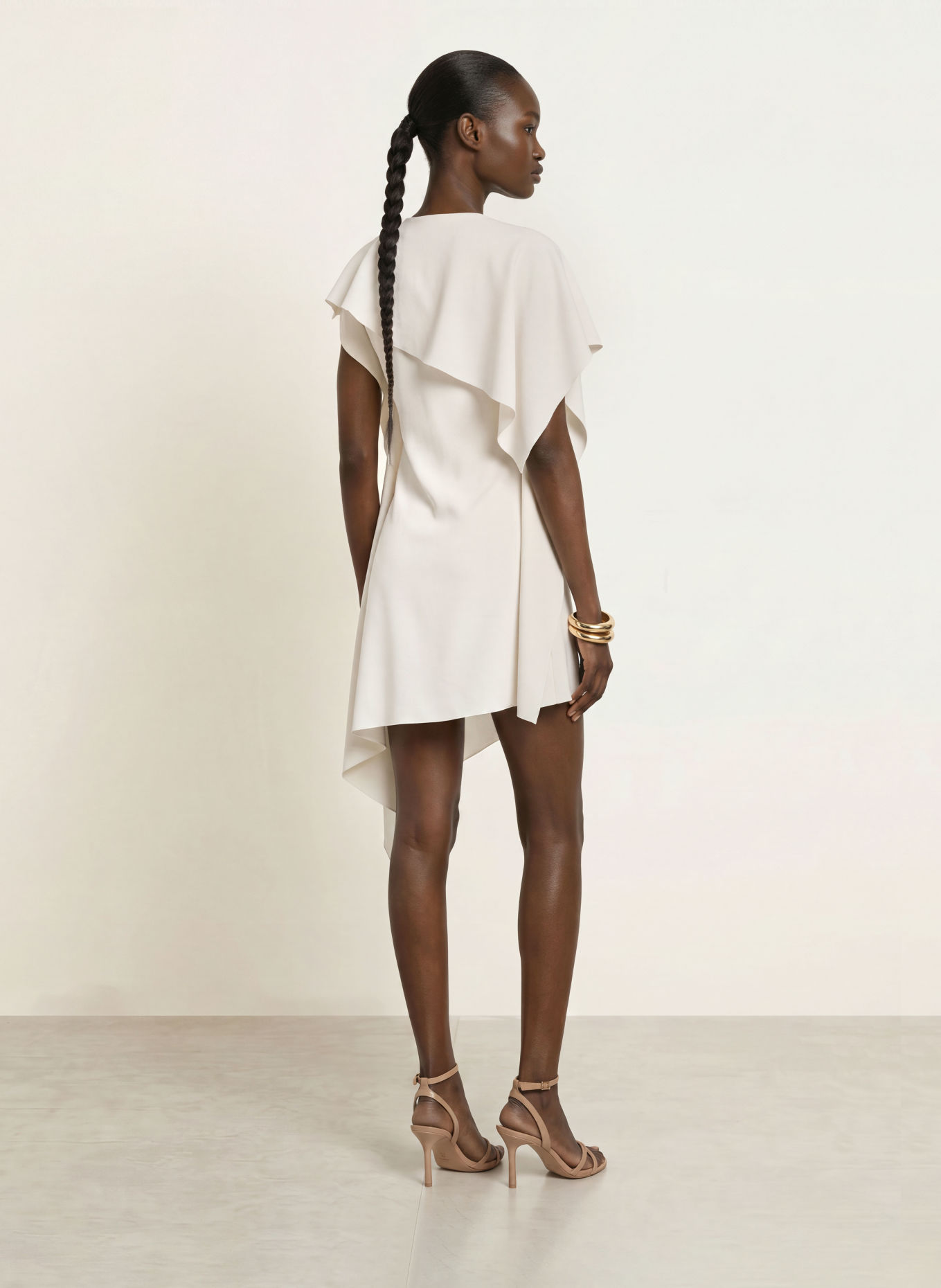 REISS Jurk ATHENA met volants: CRÈME