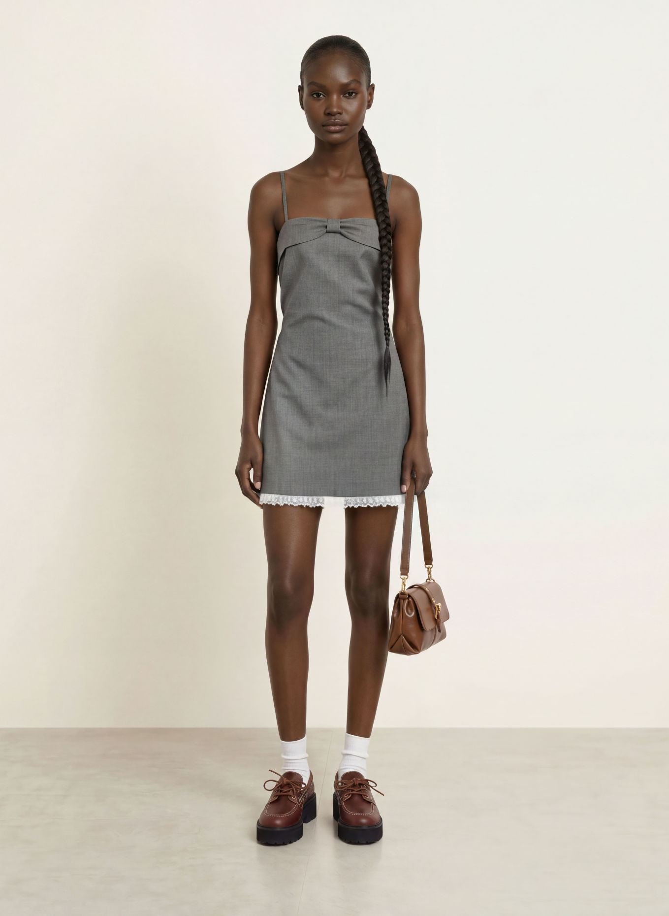 maje Sukienka z koronką: SZARY / BIAŁY