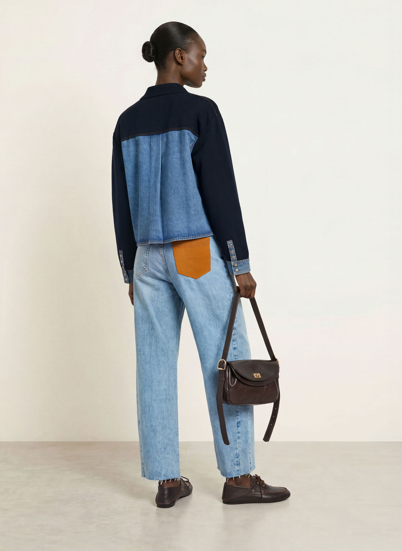 SANDRO Jacke in Jeansoptik im Materialmix: DUNKELBLAU / HELLBLAU