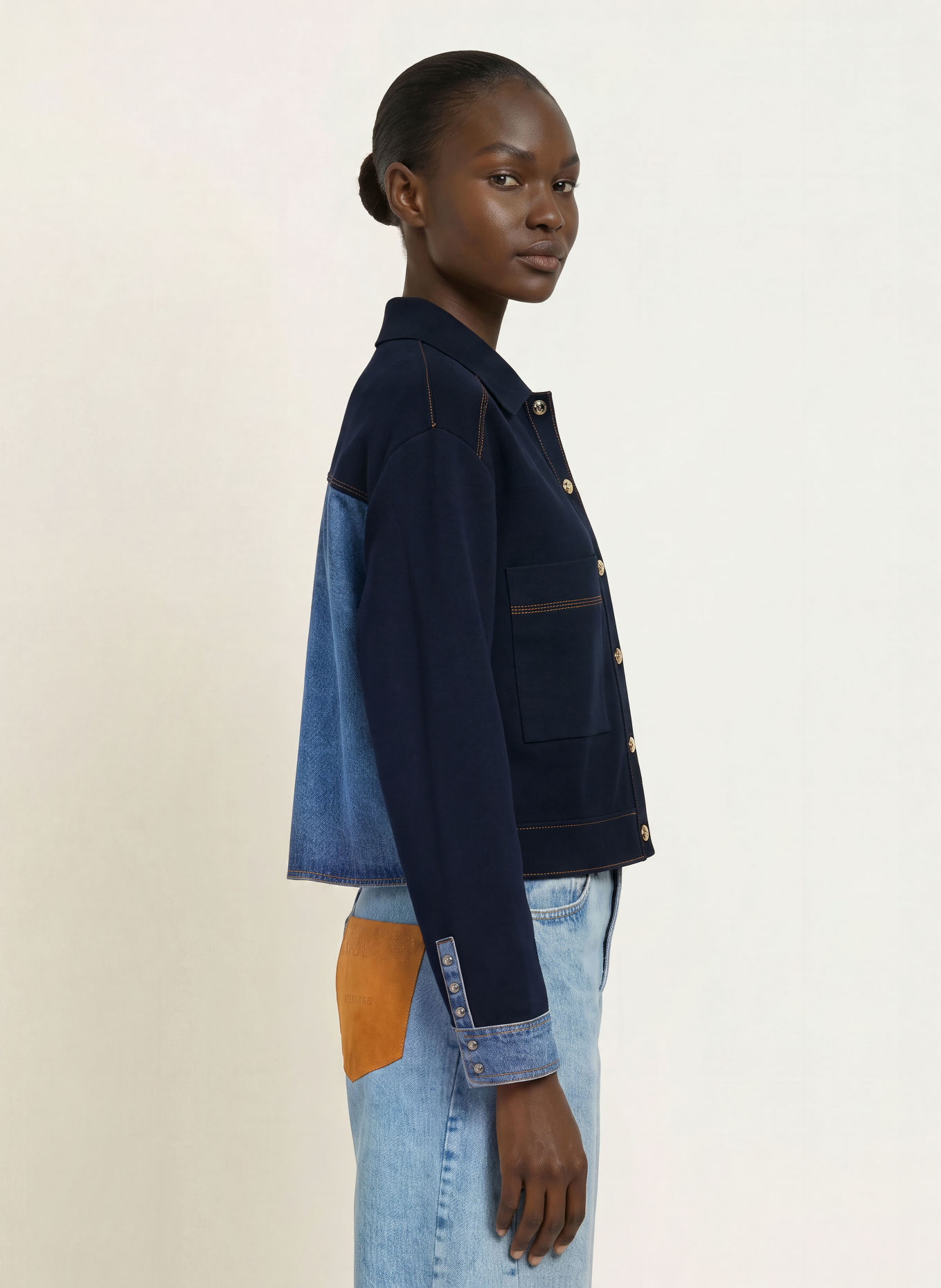 SANDRO Jacke in Jeansoptik im Materialmix: DUNKELBLAU / HELLBLAU