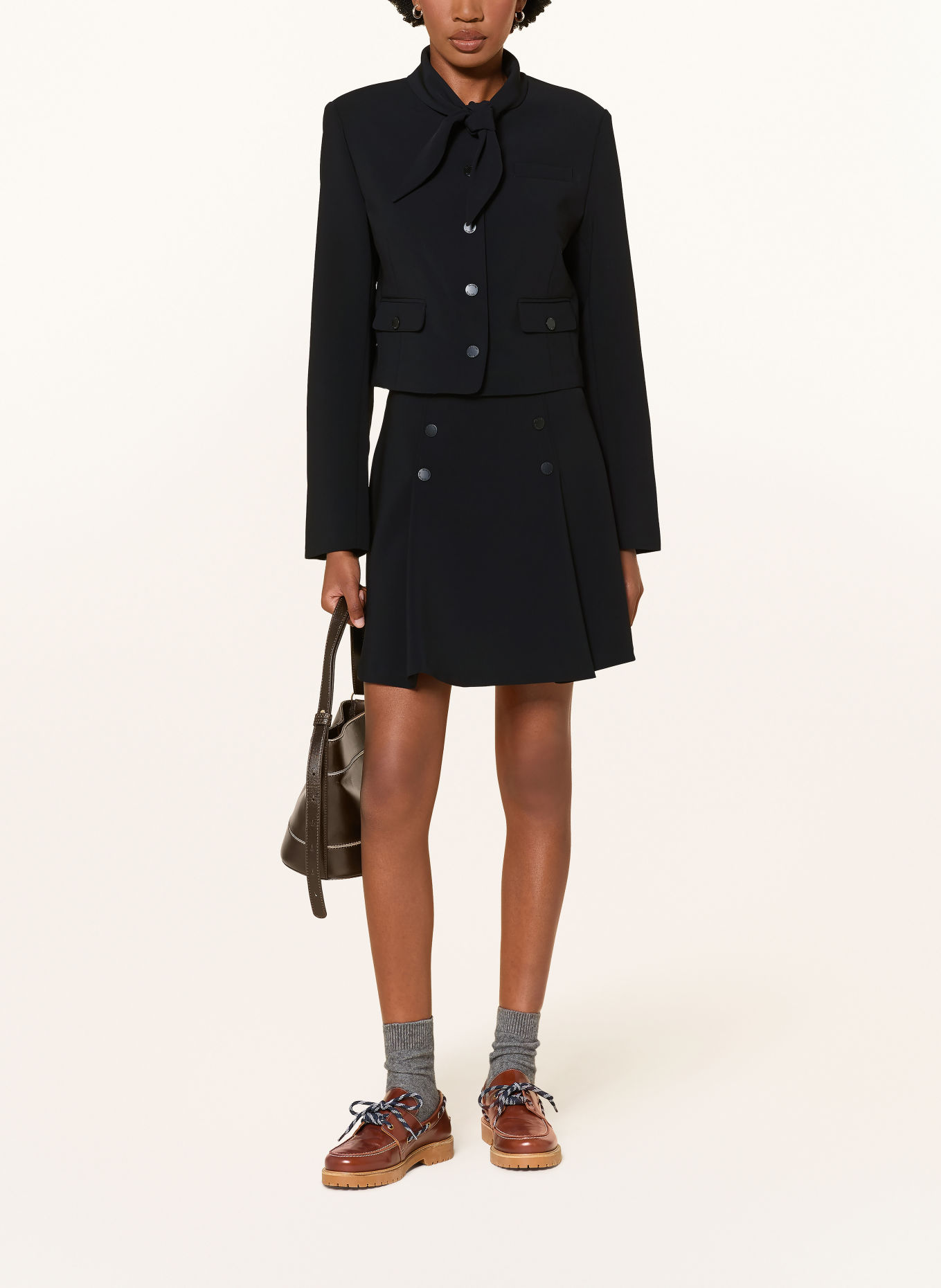 CLAUDIE PIERLOT Blazer mit abnehmbarem Kragen: SCHWARZ