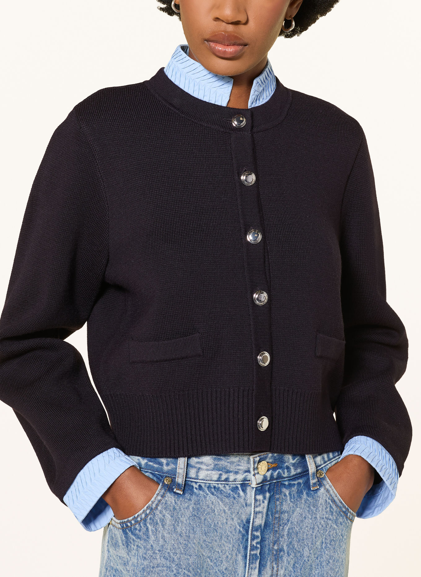 SANDRO Strickjacke im Materialmix mit abnehmbarem Kragen: DUNKELBLAU / HELLBLAU