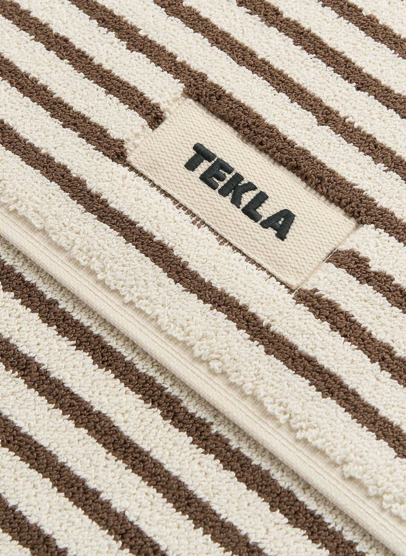 TEKLA Badematte: BRAUN / WEISS
