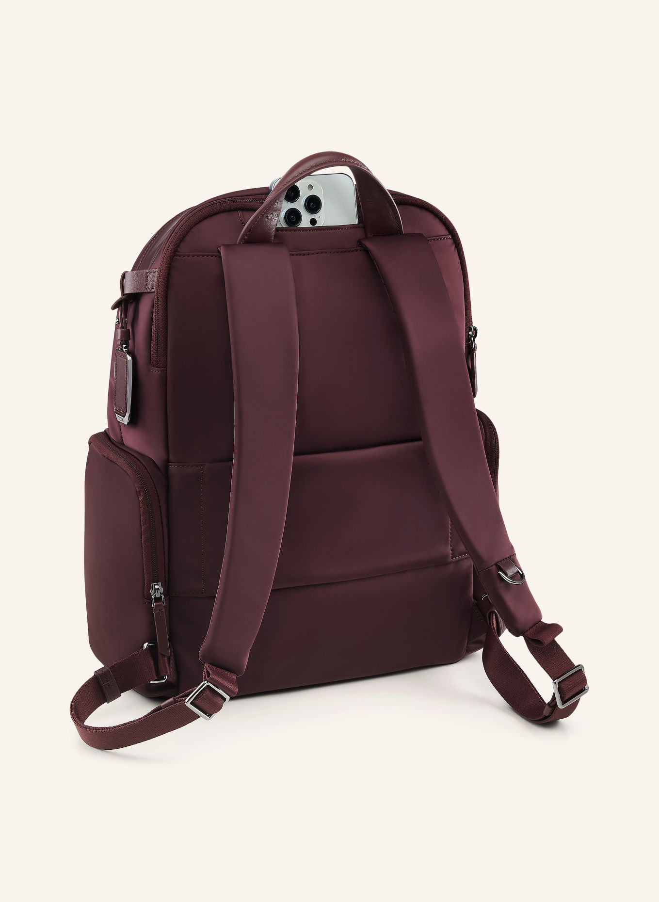 TUMI Sac à dos VOYAGEUR CELINA avec compartiment pour ordinateur portable: ROUGE FONCÉ / ARGENT