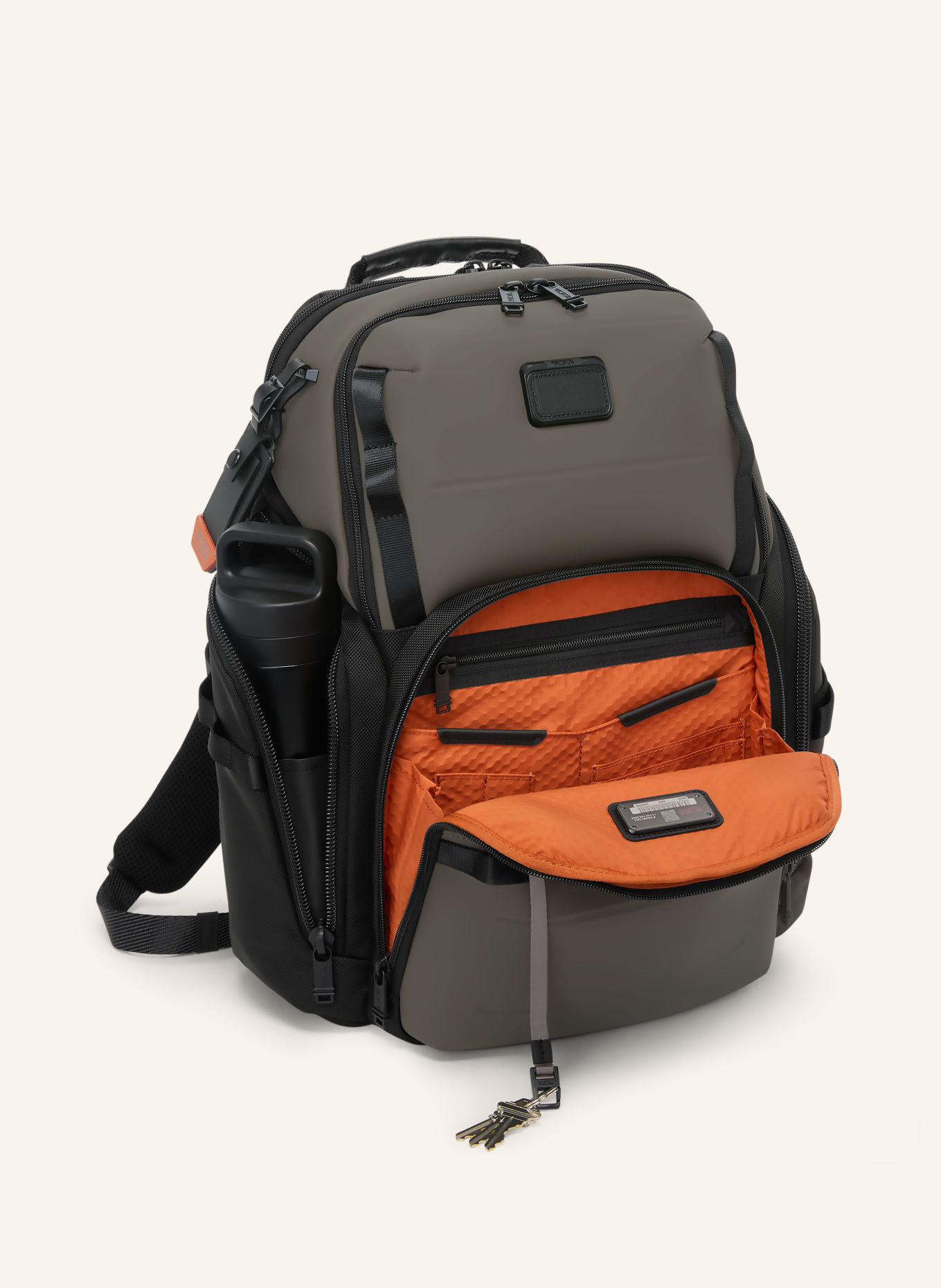 TUMI ALPHA BRAVO Rucksack SEARCH mit Laptop-Fach: TAUPE / SCHWARZ
