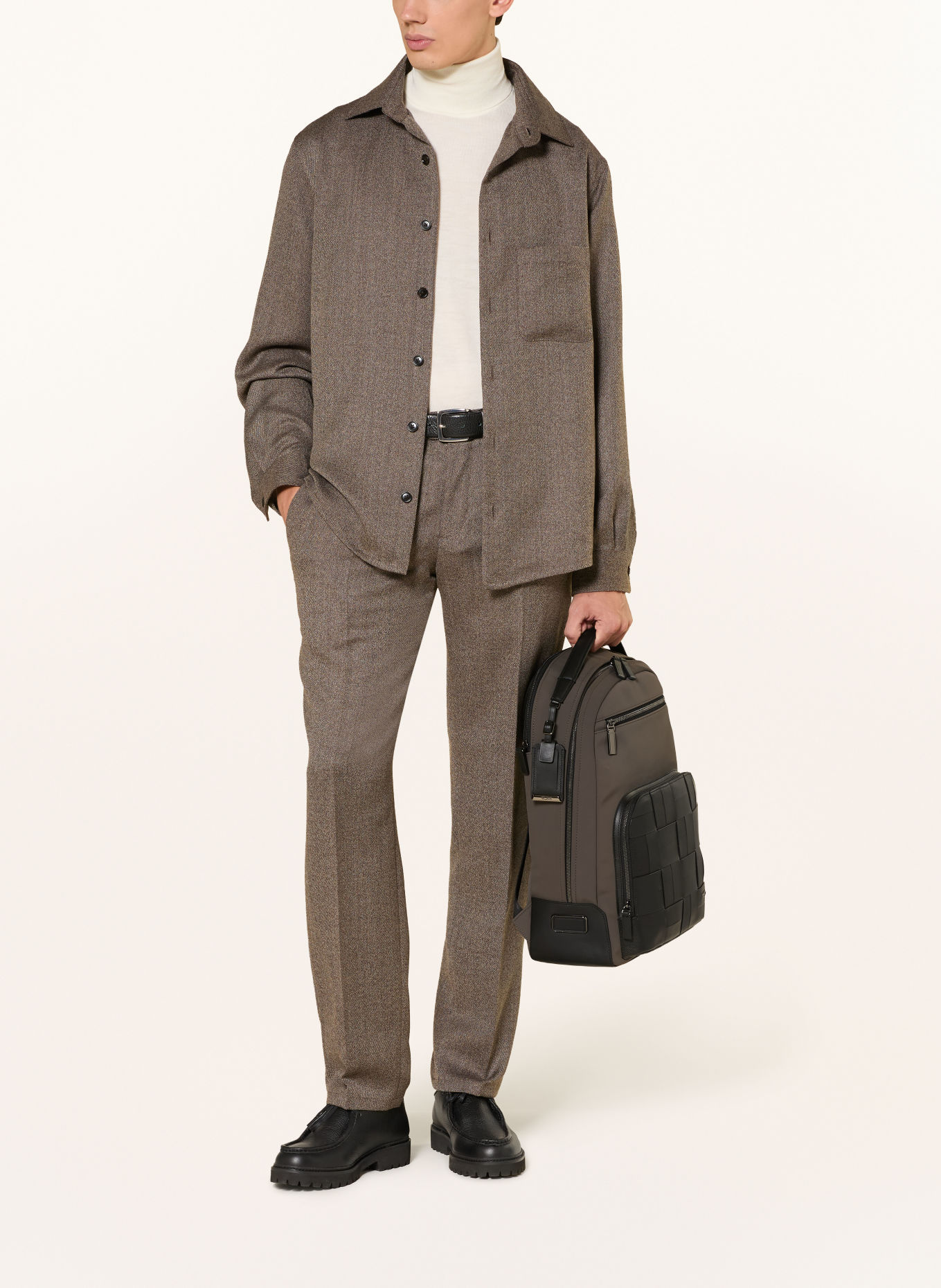 TUMI Sac à dos HARRISON WARREN avec compartiment pour ordinateur portable: TAUPE / NOIR