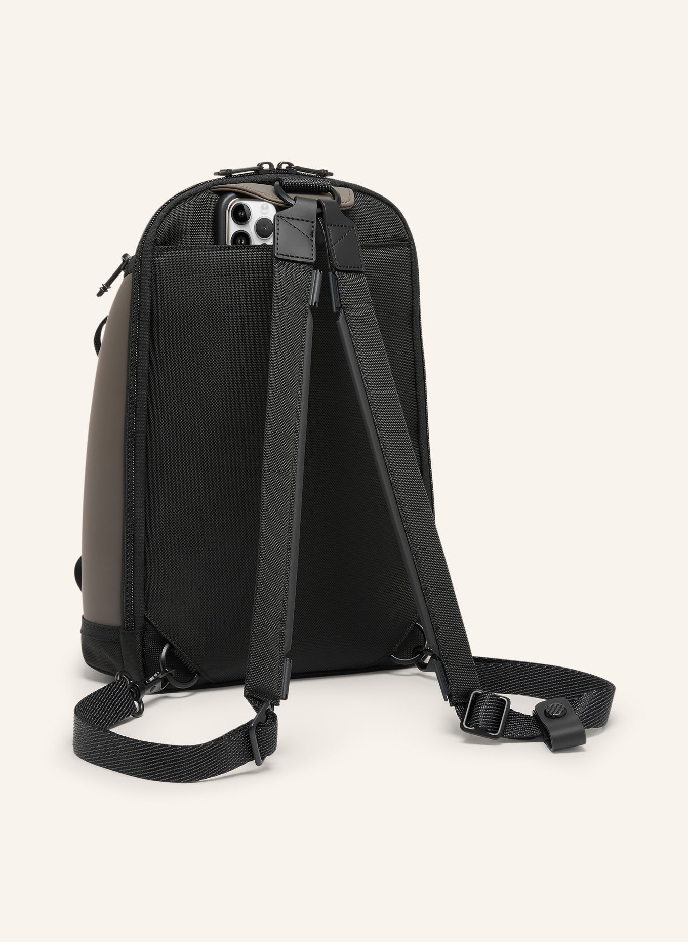 TUMI ALPHA BRAVO Rucksack KNIGHT SLING: BRAUN / SCHWARZ
