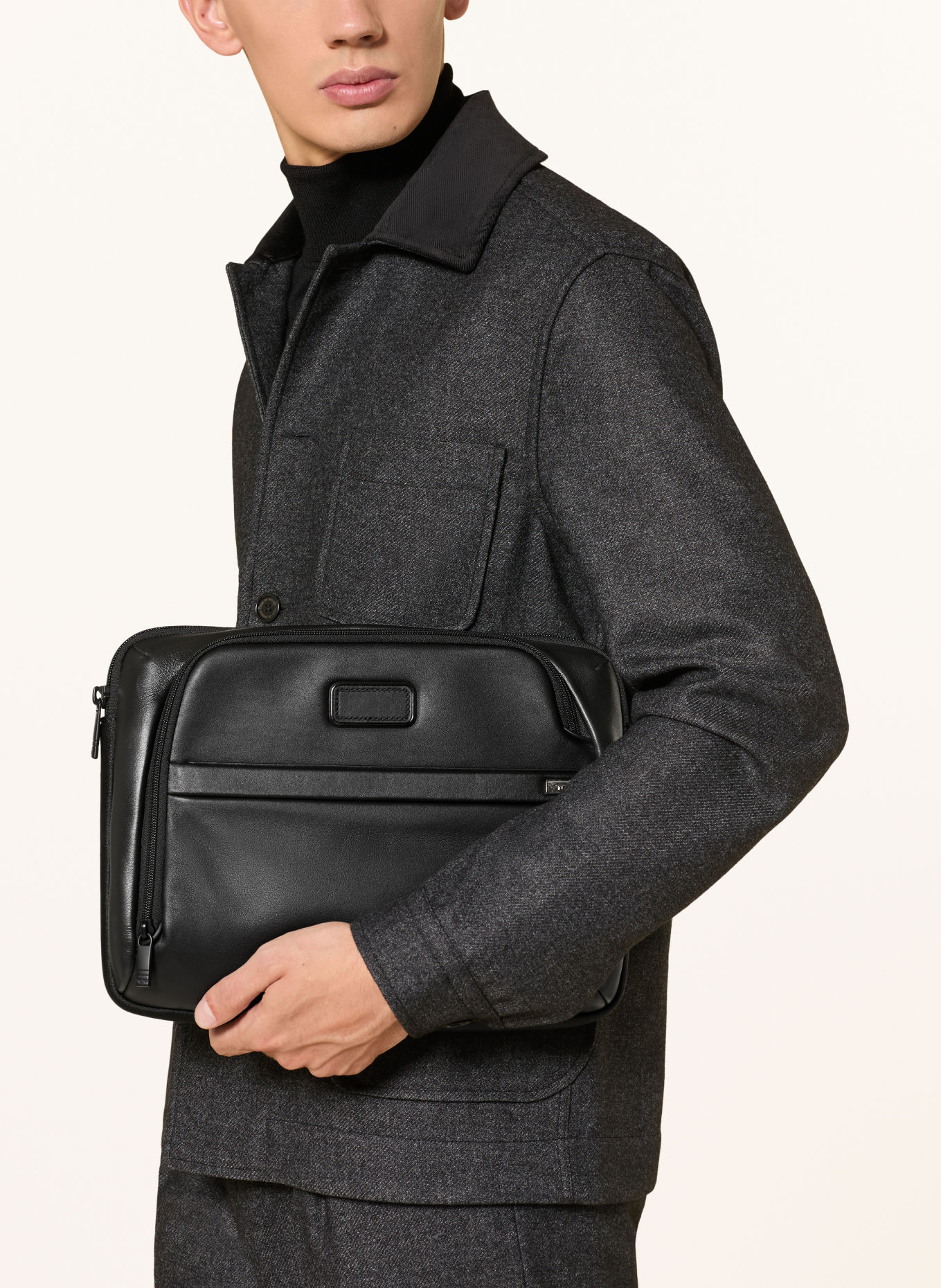 TUMI ALPHA Laptop sleeve MEDIUM: BLACK