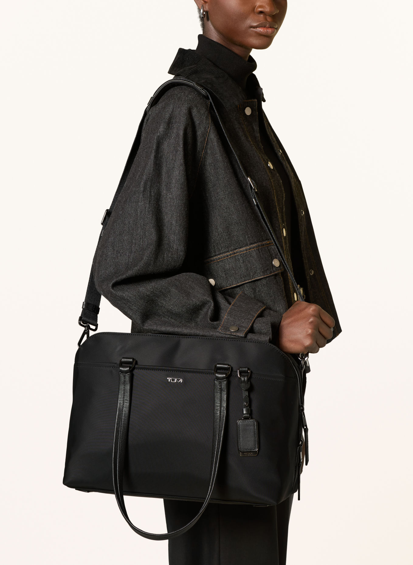 TUMI VOYAGEUR MONTCLAIR Handbag: BLACK
