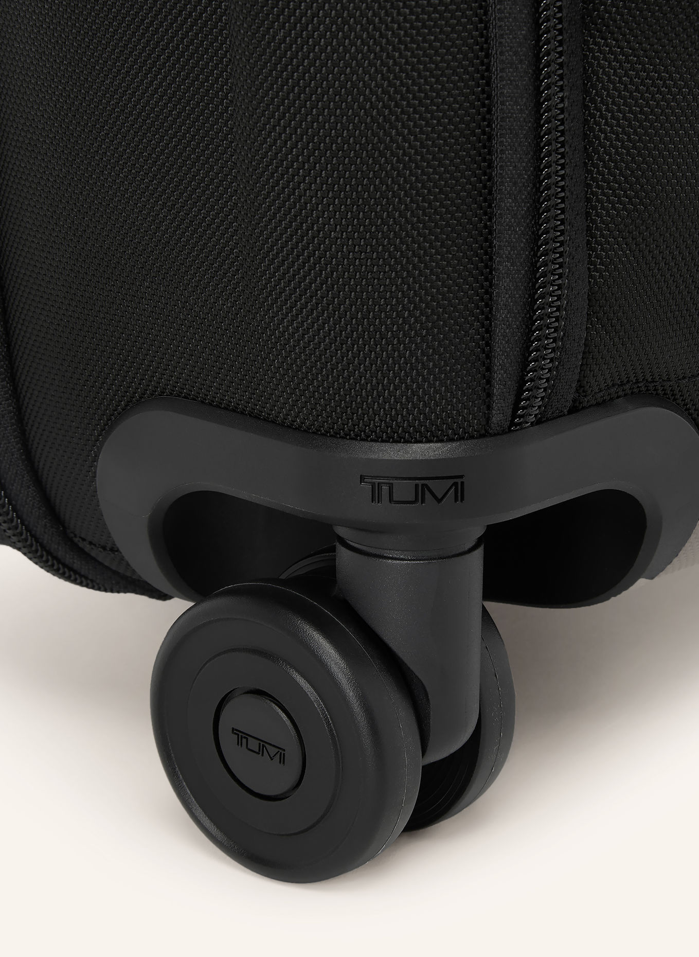 TUMI ALPHA Business trolley: BLACK