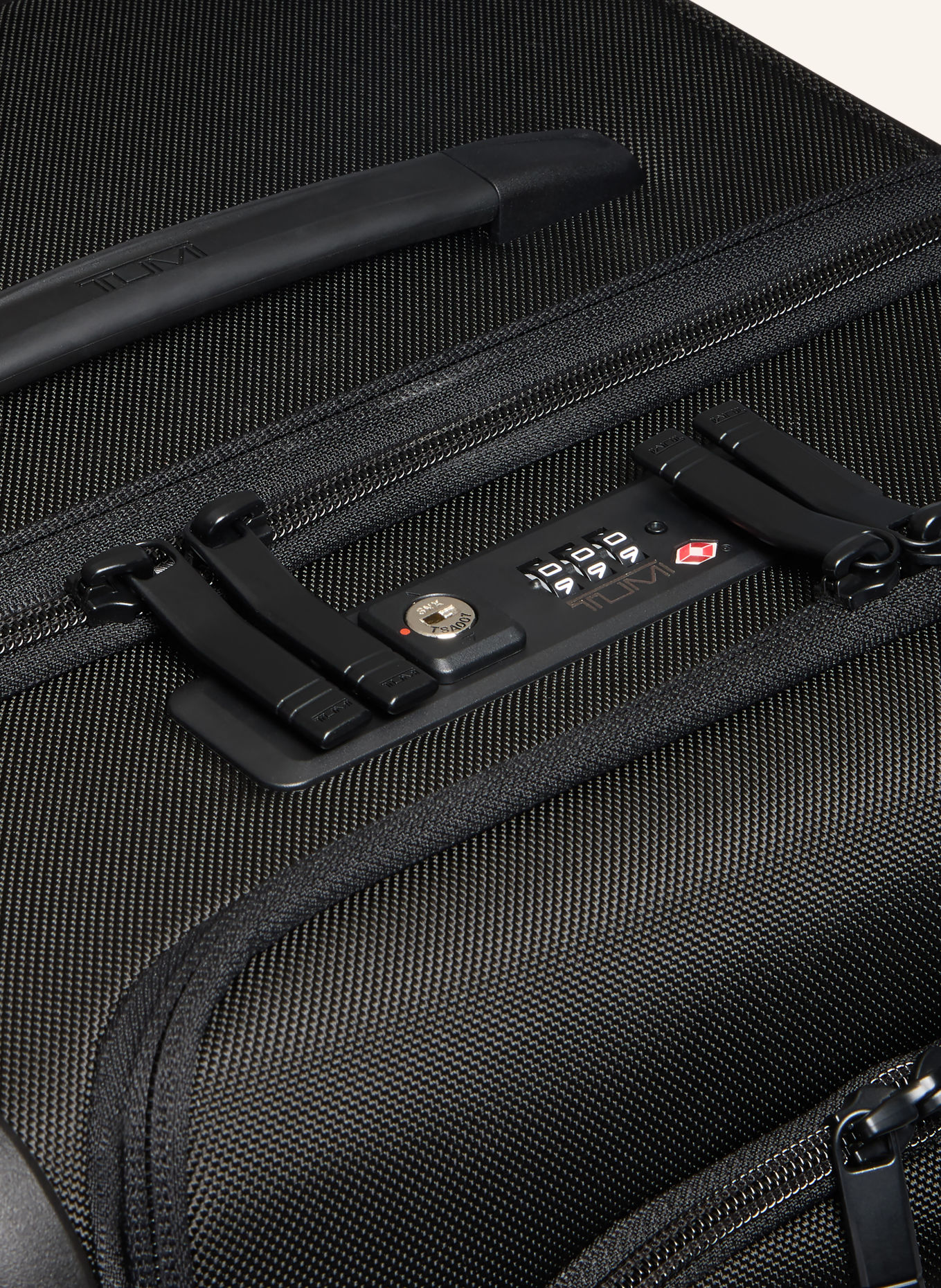 TUMI ALPHA Trolley LARGE DUAL ACCESS EXPANDABLE: BLACK