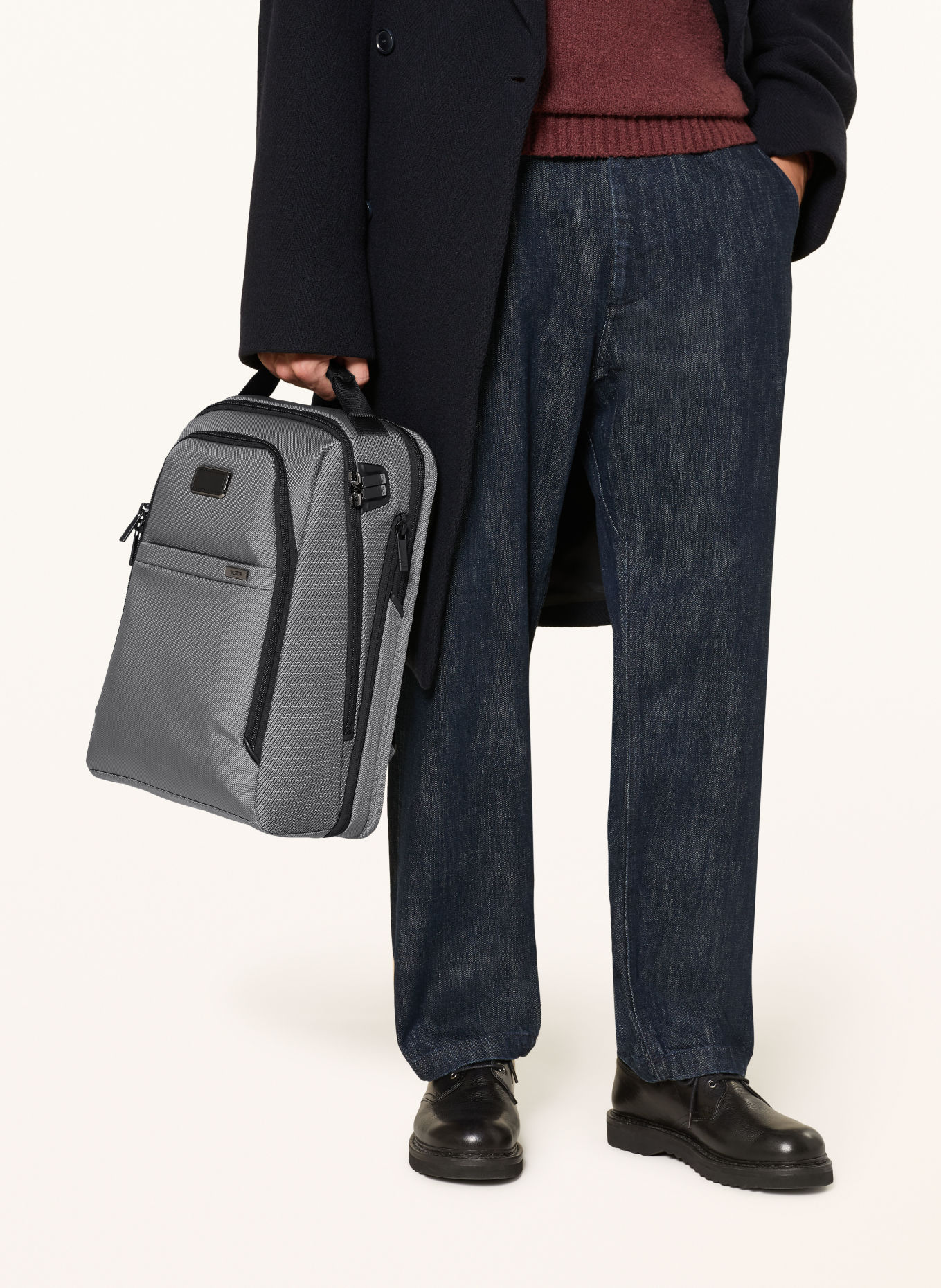 TUMI ALPHA Rucksack MEDIUM mit Laptop-Fach: GRAU / SCHWARZ