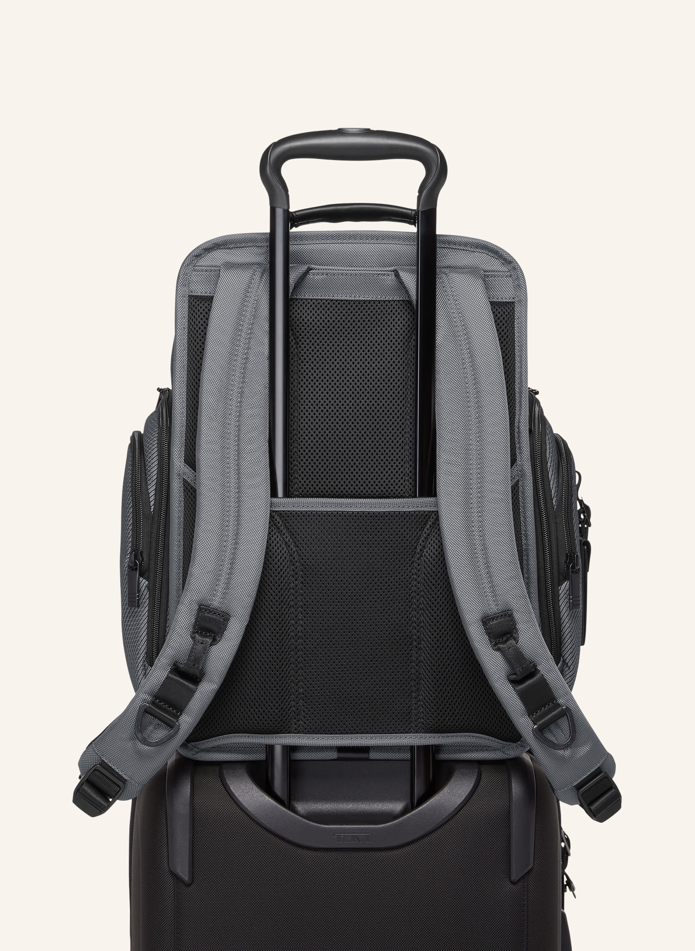 TUMI ALPHA Backpack with laptop compartment: GRAY / BLACK
