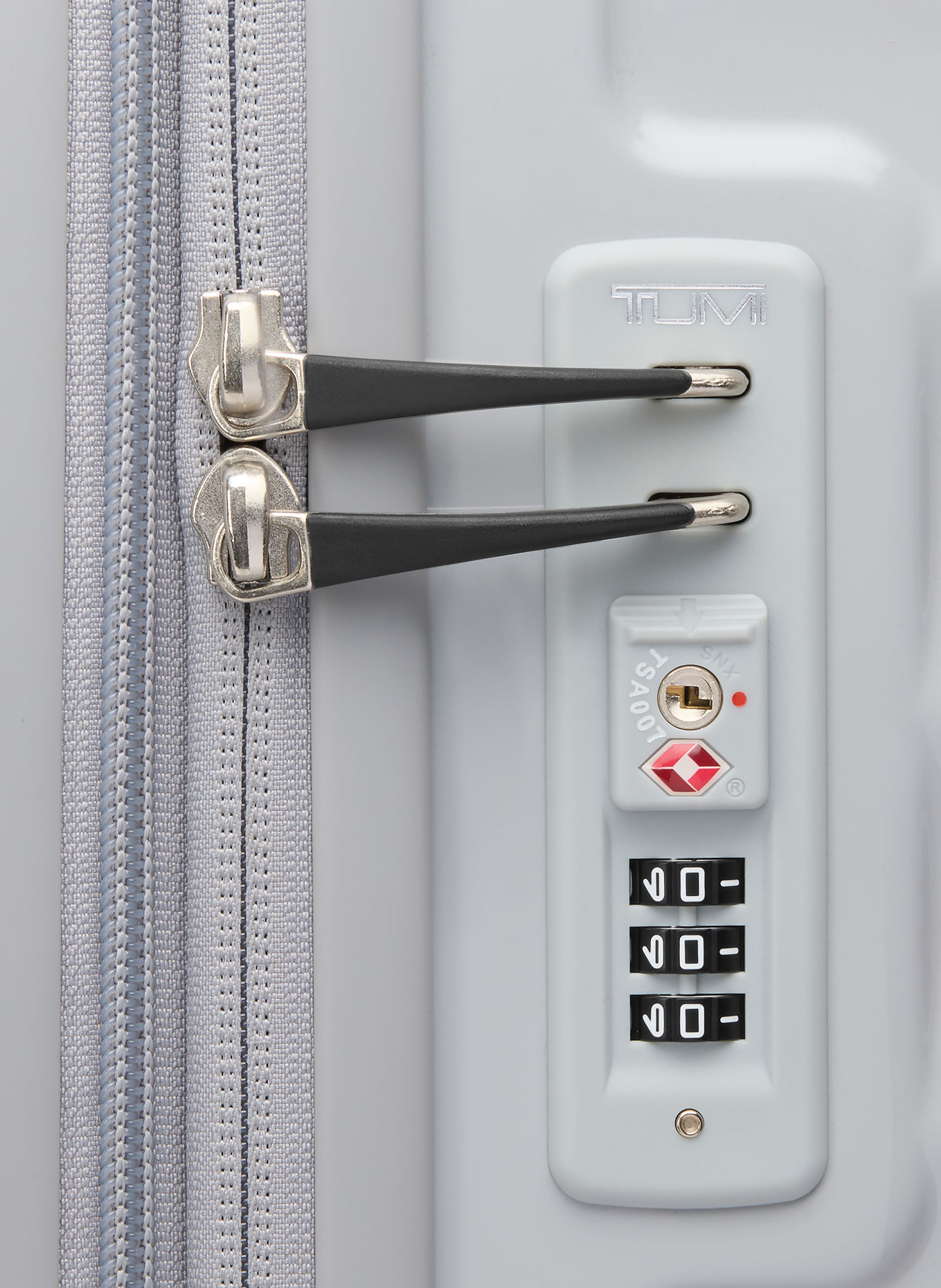 TUMI 19 DEGREE EXPANDABLE Trolley: LIGHT GRAY