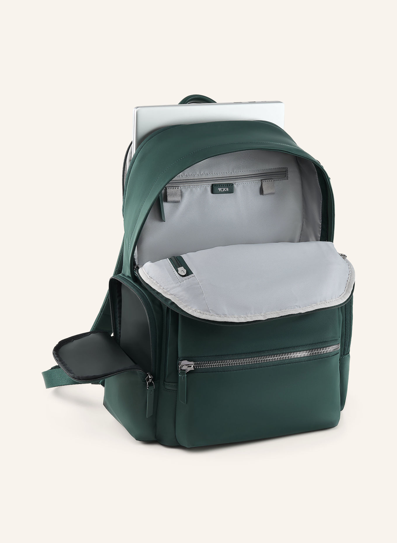 TUMI VOYAGEUR Rucksack CELINA mit Laptop-Fach: DUNKELGRÜN / SILBER