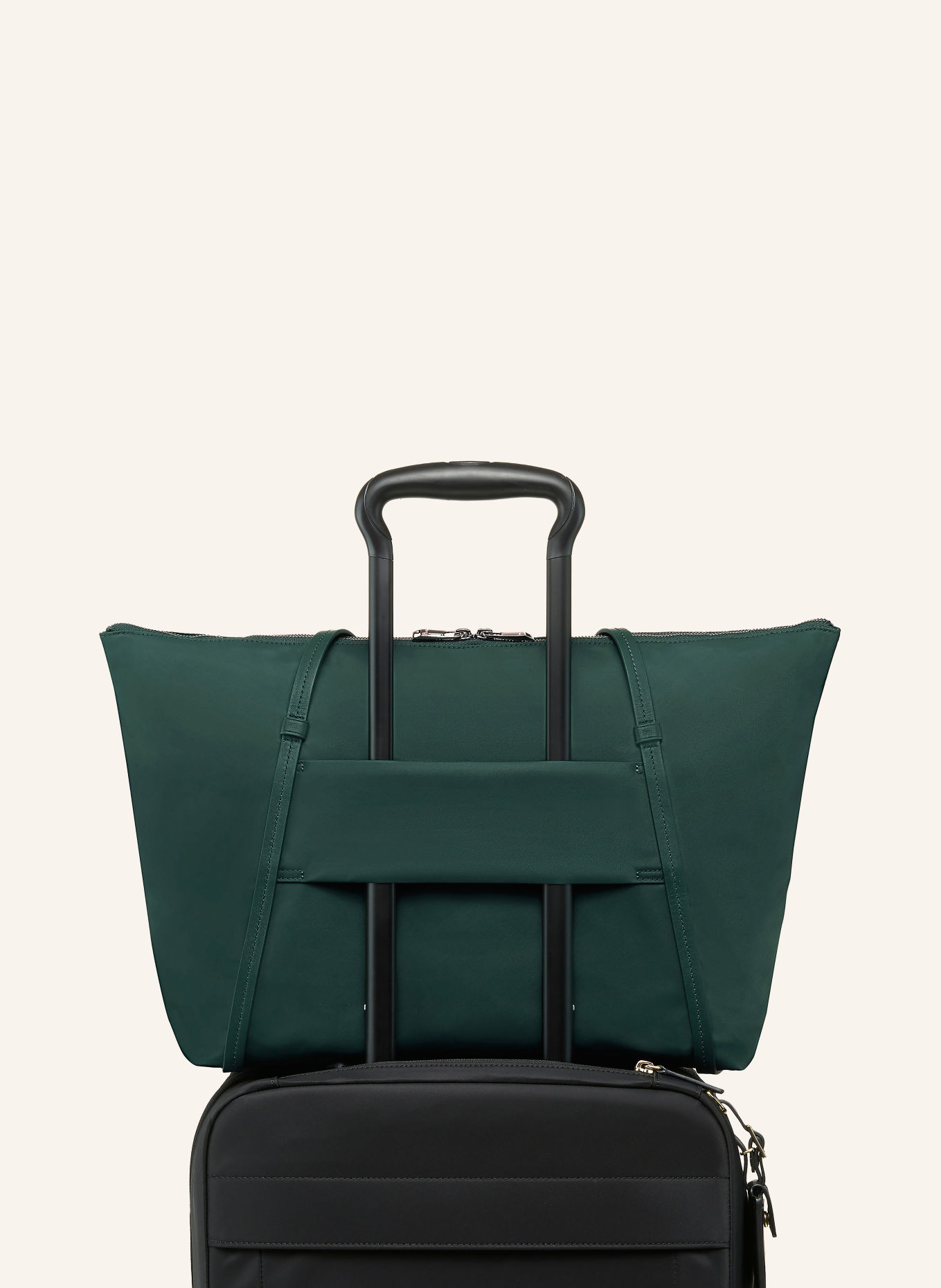TUMI VOYAGEUR Shopper Q: DUNKELGRÜN