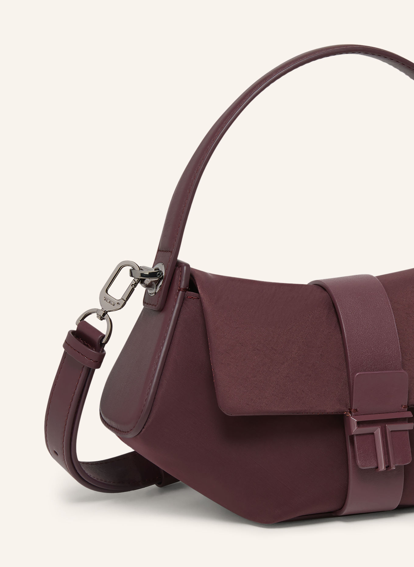 TUMI JOURNEY Handtasche SMALL: DUNKELROT