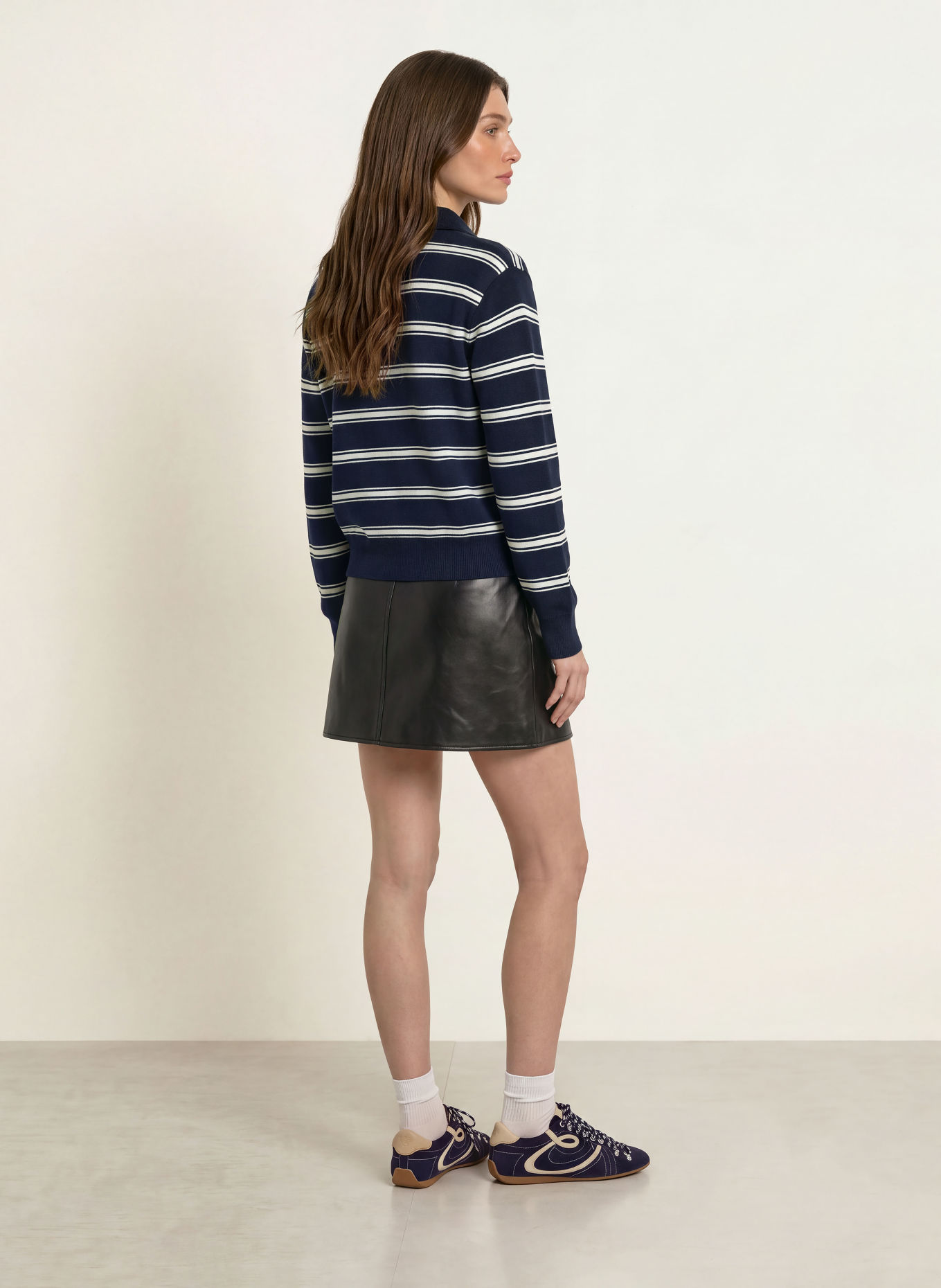 CLAUDIE PIERLOT Strickjacke: DUNKELBLAU / WEISS