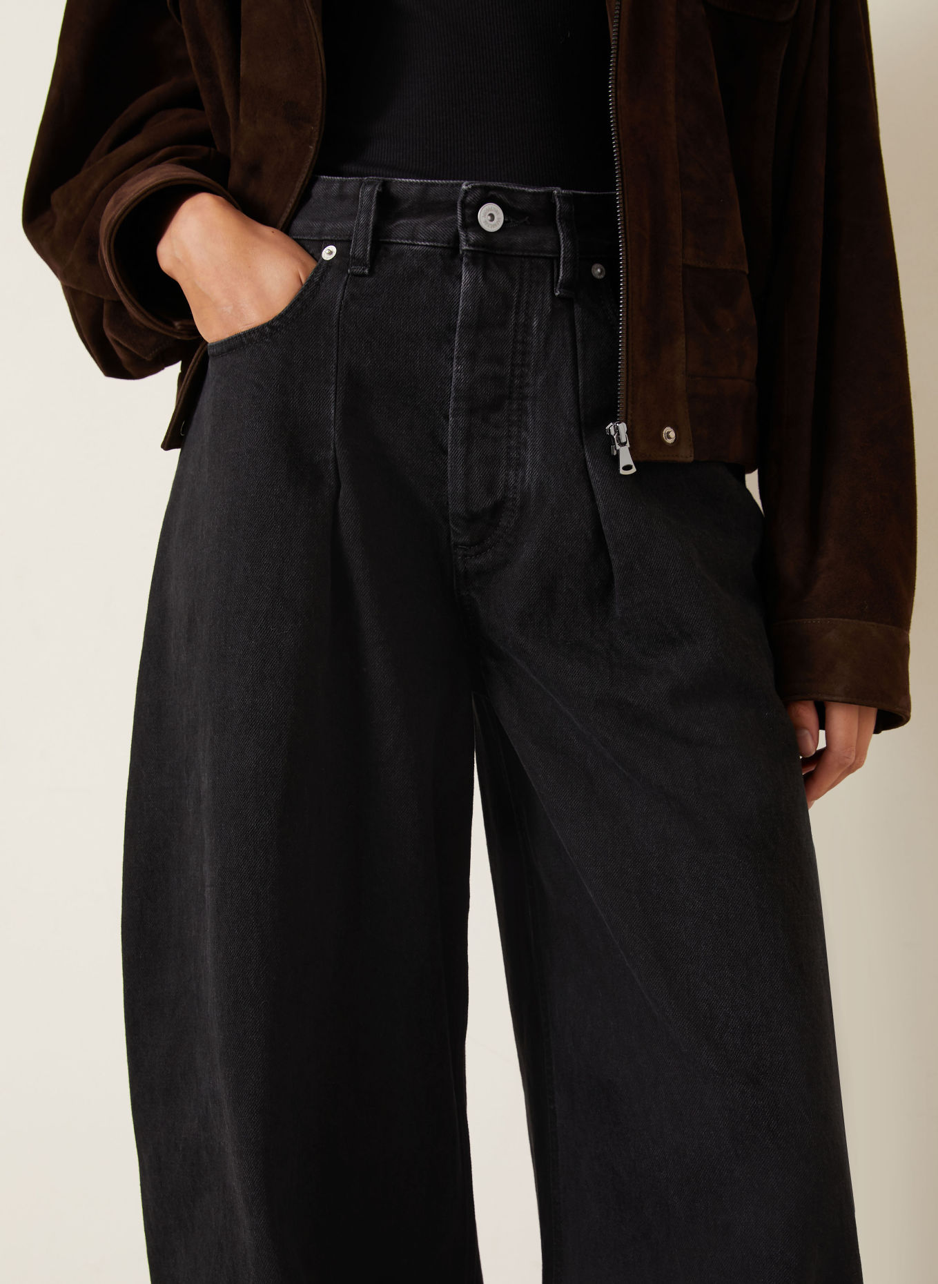 JACQUEMUS Barrel-leg jeans LE DE-NIMES: 990 BLACK