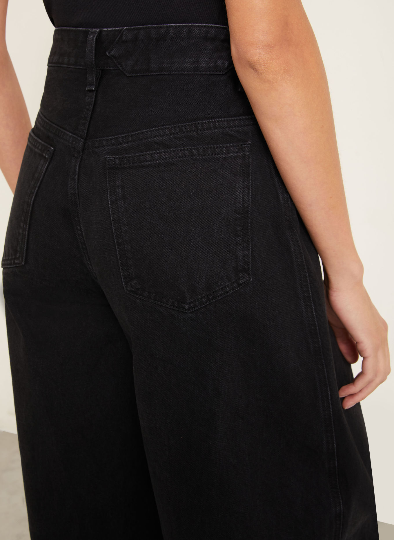 JACQUEMUS Barrel-leg jeans LE DE-NIMES: 990 BLACK