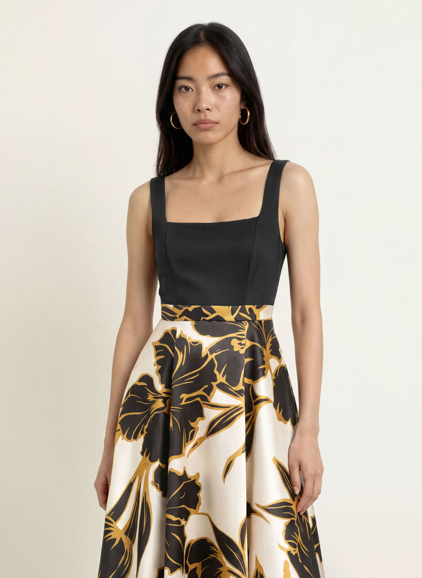 Phase Eight Satinkleid DELIE: SCHWARZ / GOLD / WEISS