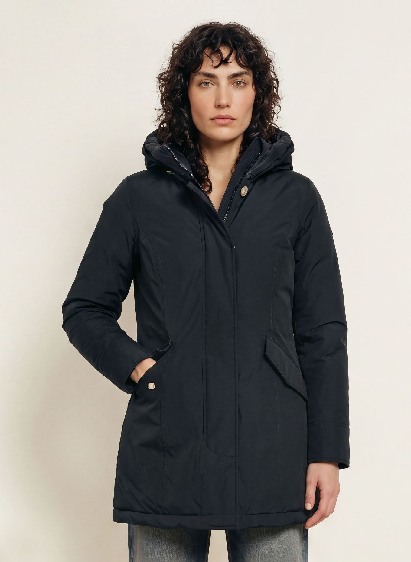 WOOLRICH Donsparka ARTIC: DONKERBLAUW