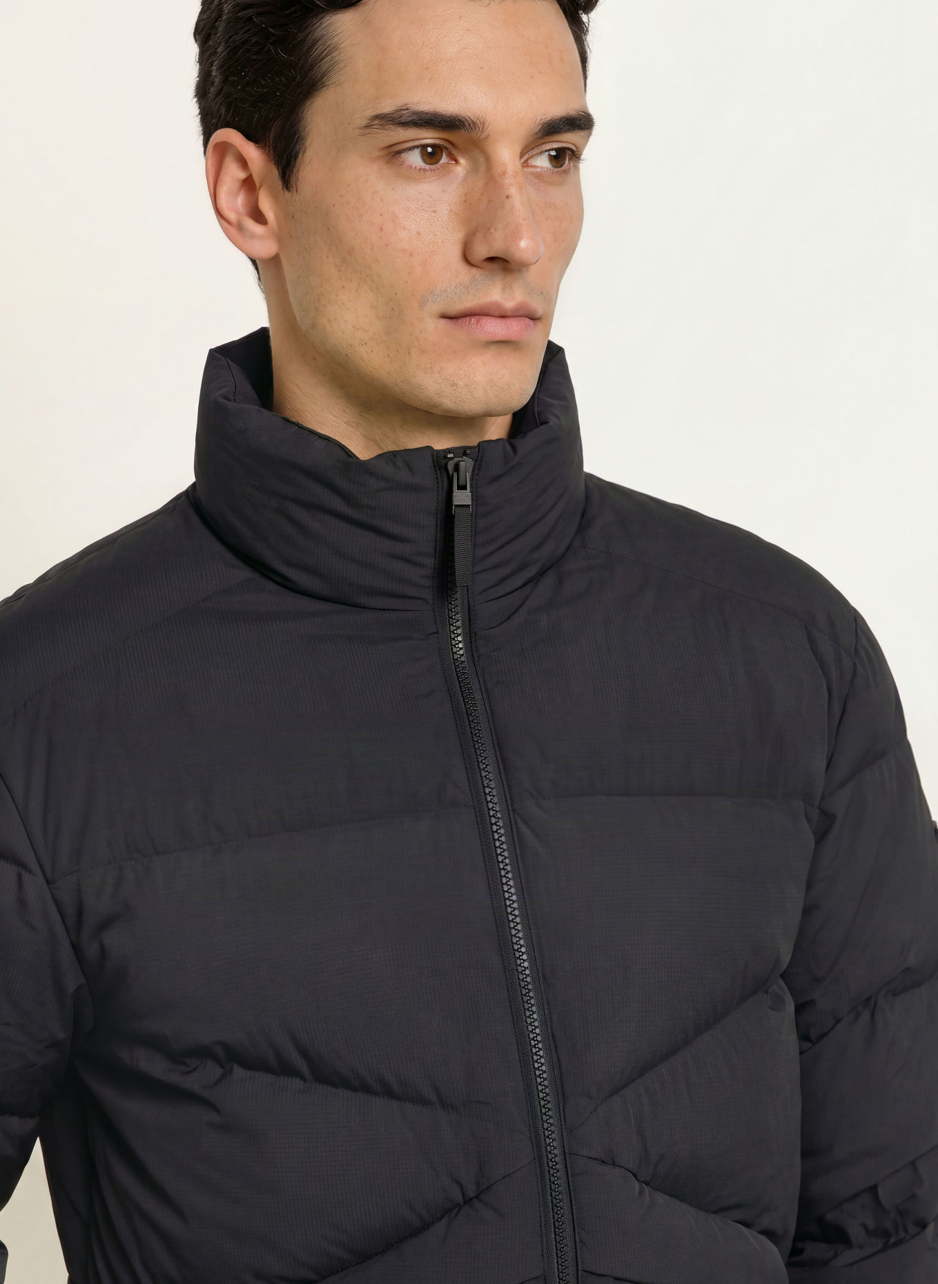 ALPHATAURI OLAVON Down Jacket: BLACK