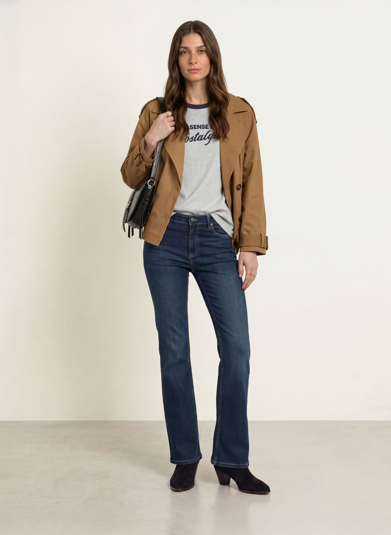 ba&sh Bootcut Jeans AOMMIE: BLUE RAW