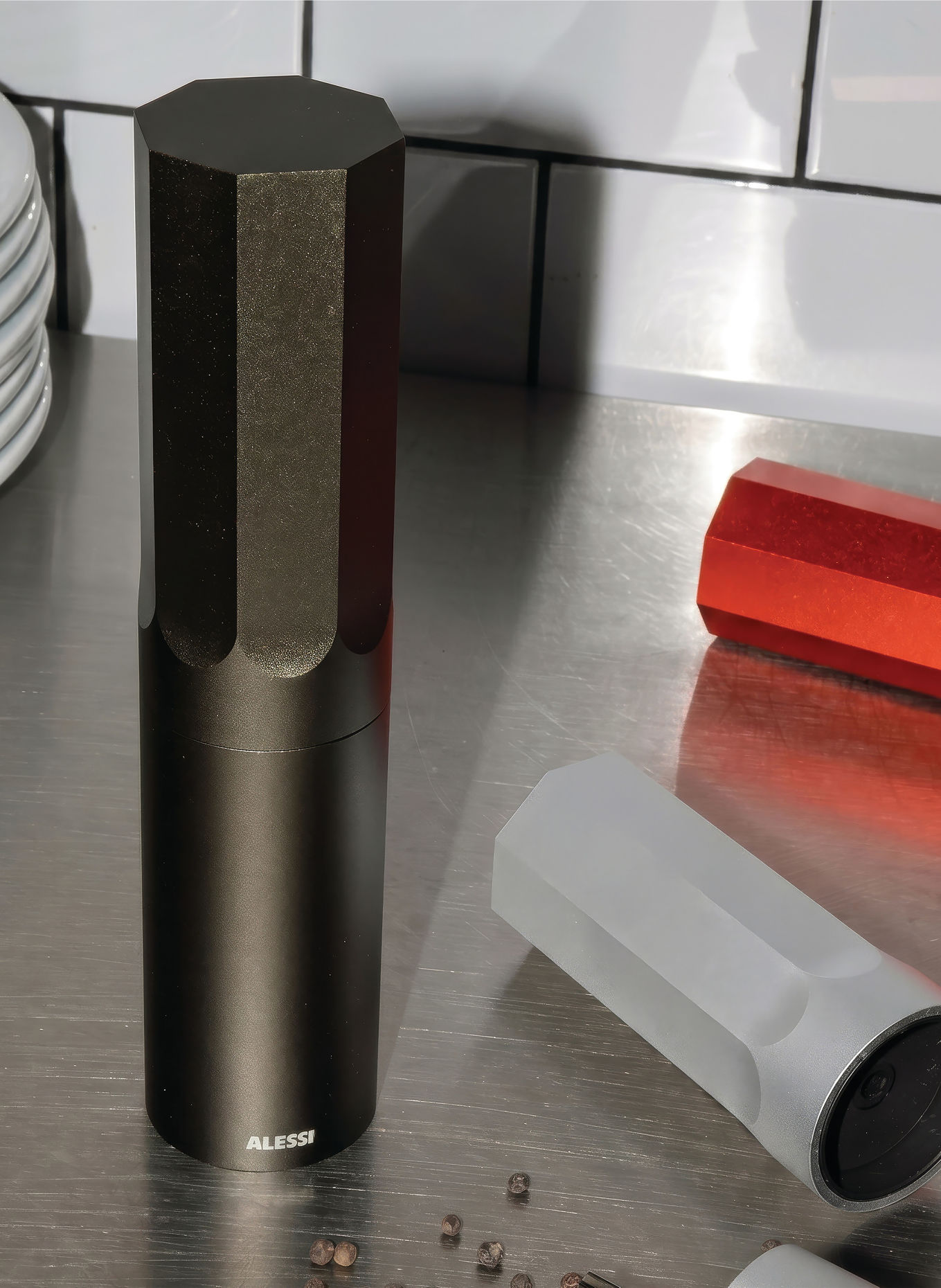 ALESSI Spice Grinder: BLACK