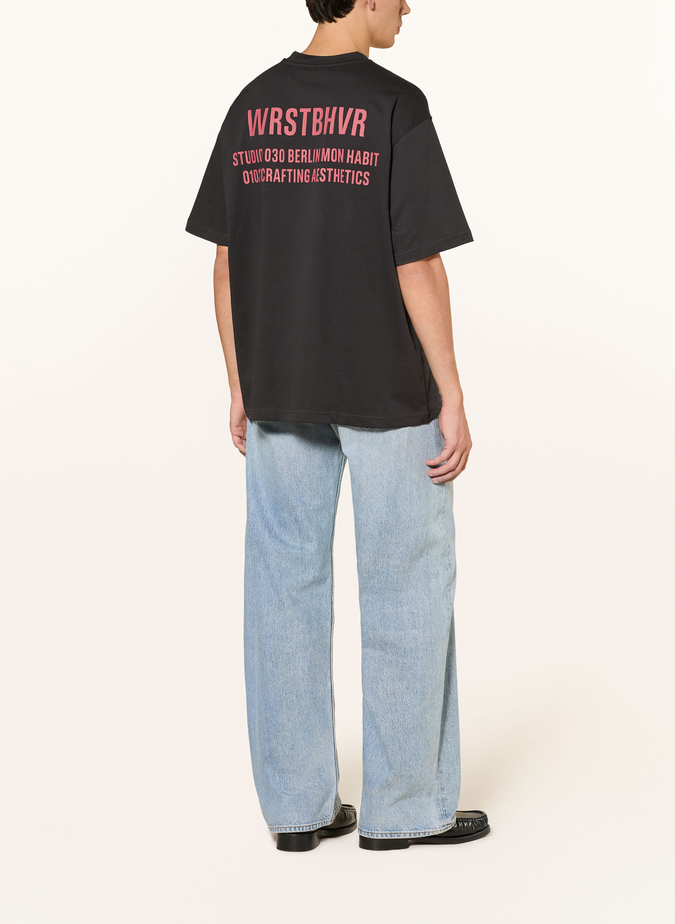 WRSTBHVR T-shirt STUDIO V15: NOIR
