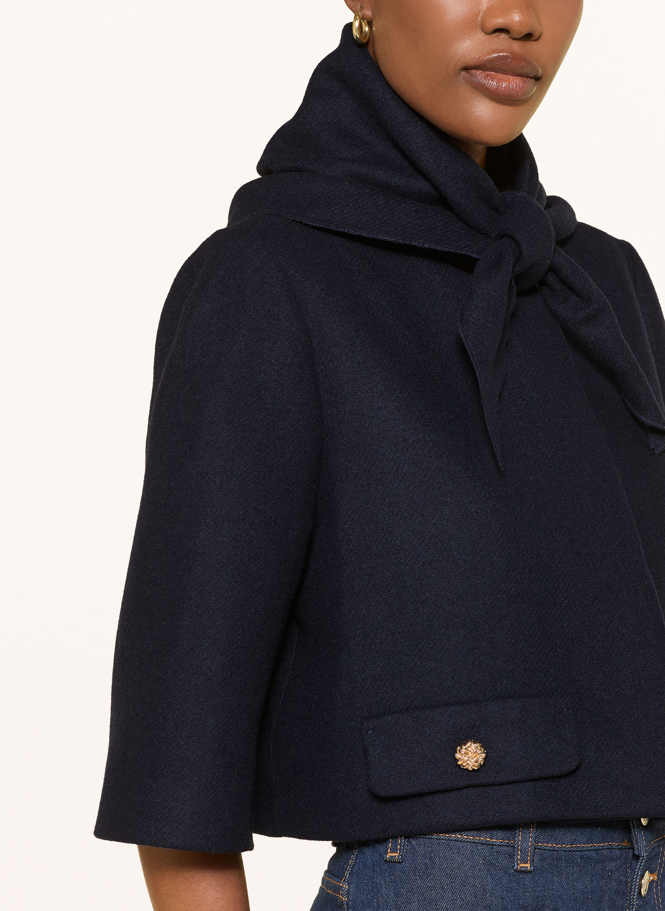 maje Jacke mit 3/4-Arm und abnehmbarem Schal: DUNKELBLAU / GOLD