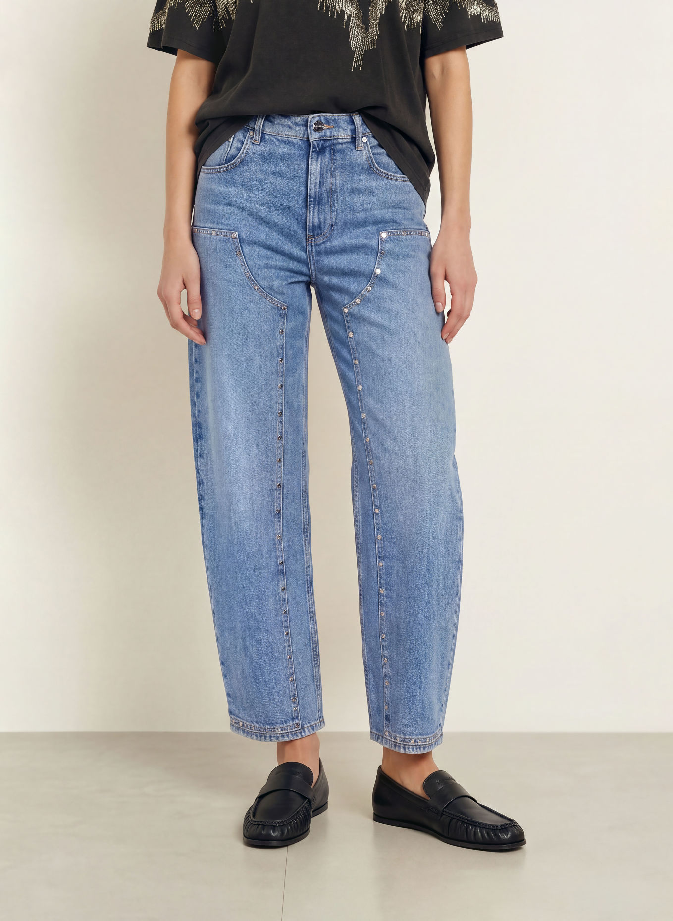 ALLSAINTS SADIE Barrel-leg jeans with Studs: 2160 Light Indigo