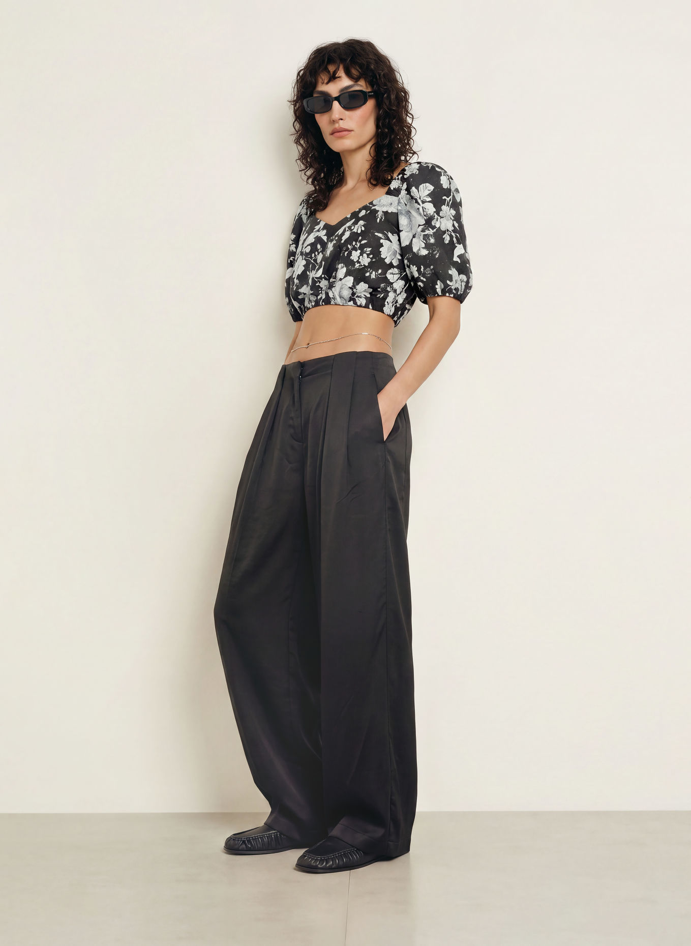 ALLSAINTS Cropped-Blusenshirt LEVY: SCHWARZ / GRAU / WEISS