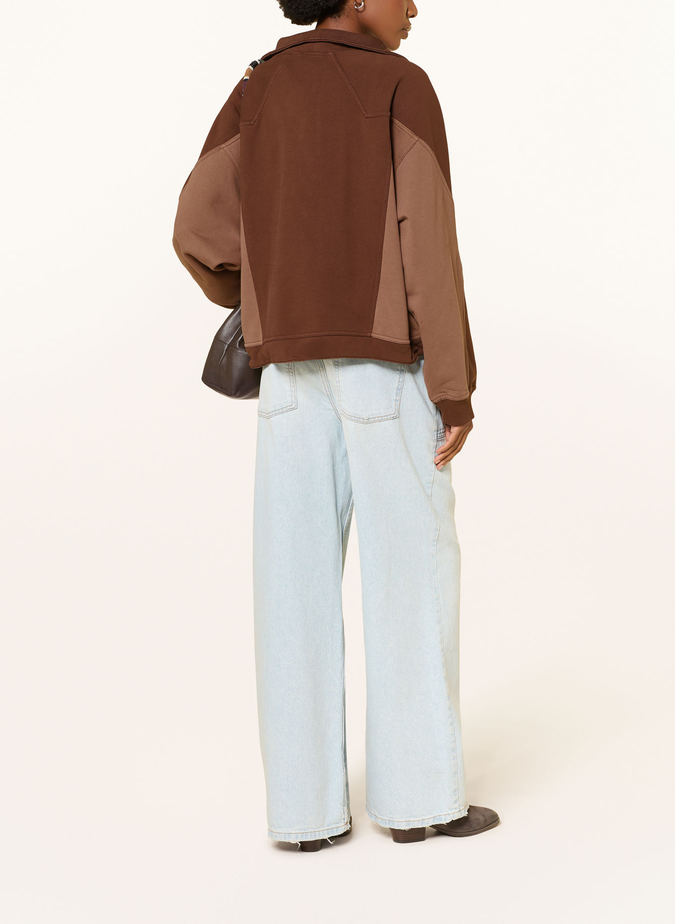 ba&sh Sweatshirt JESSY: BRUN / LJUSBRUN