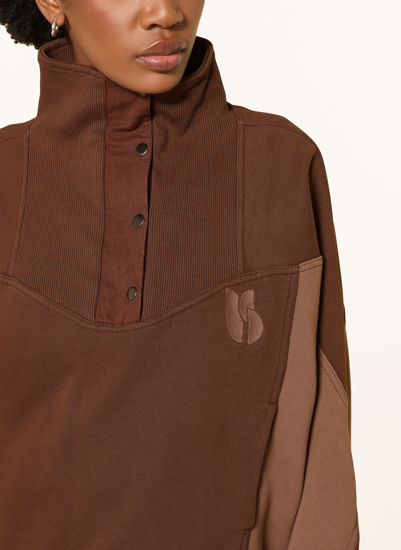 ba&sh Sweatshirt JESSY: BRUN / LJUSBRUN