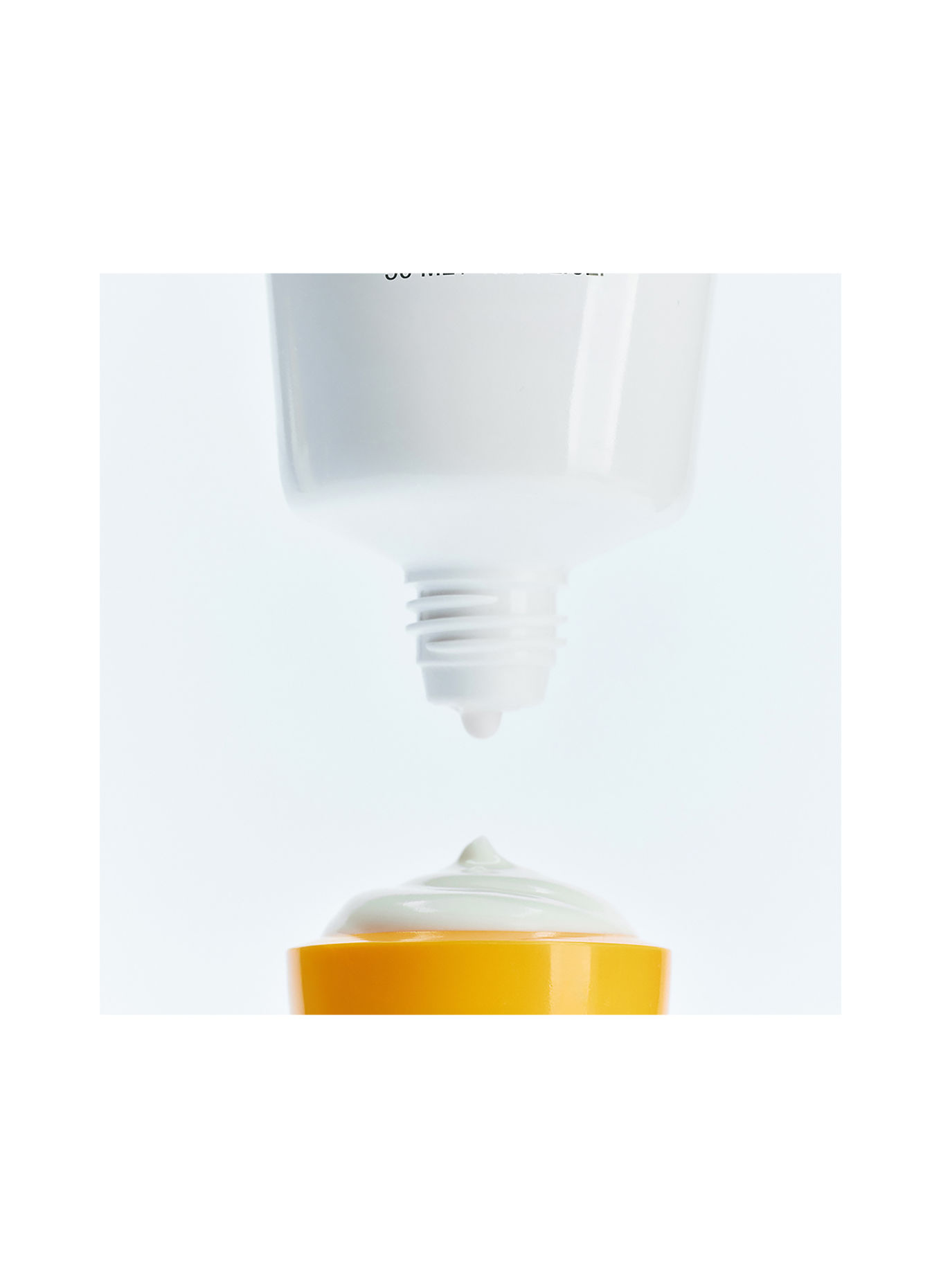ANUA ZERO-CAST MOISTURIZING FINISH SUNSCREEN SPF50