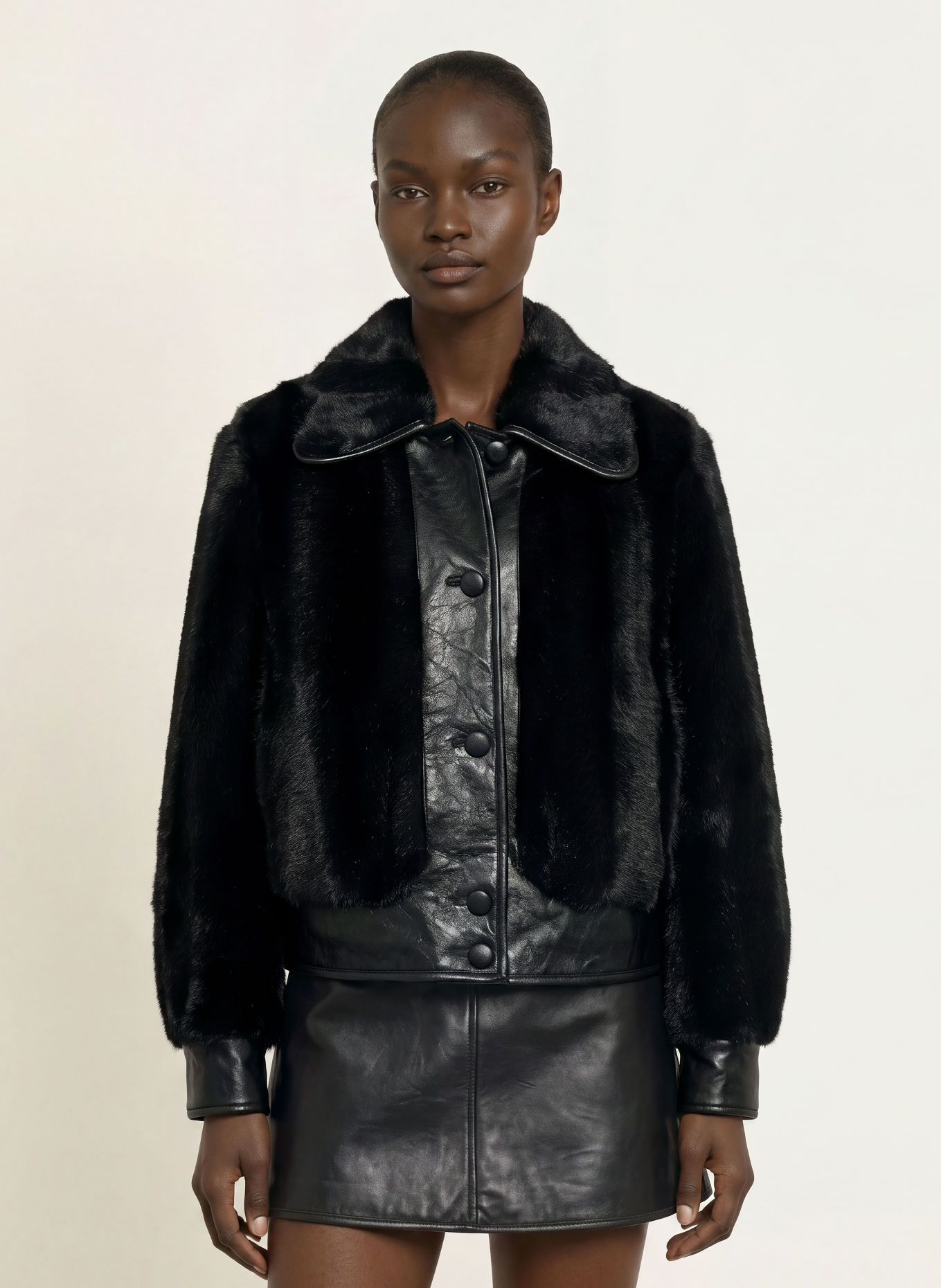 CLAUDIE PIERLOT Kunstfell-Jacke: SCHWARZ