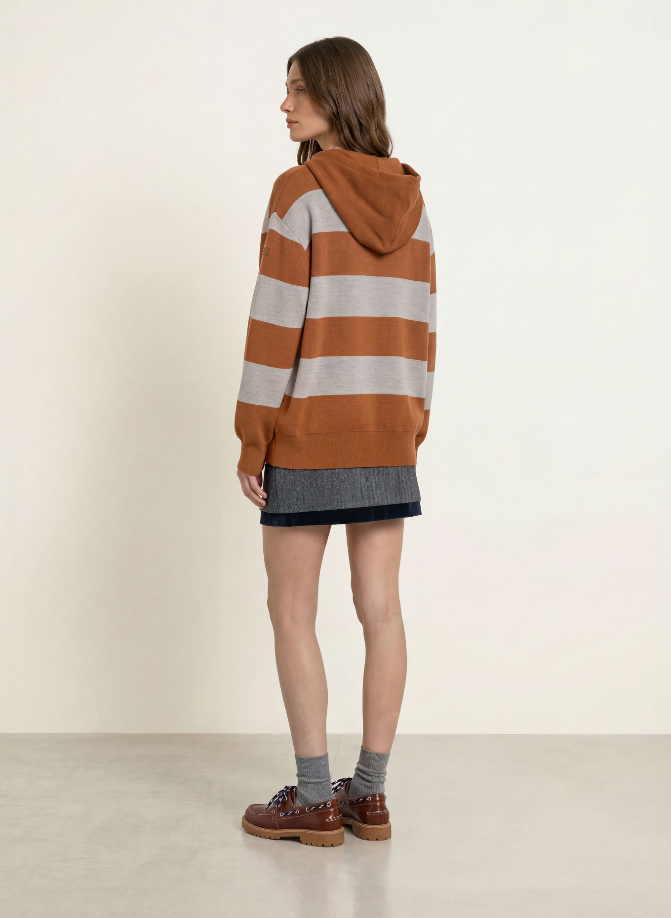 CLAUDIE PIERLOT Hoodie im Materialmix: BRAUN / GRAU