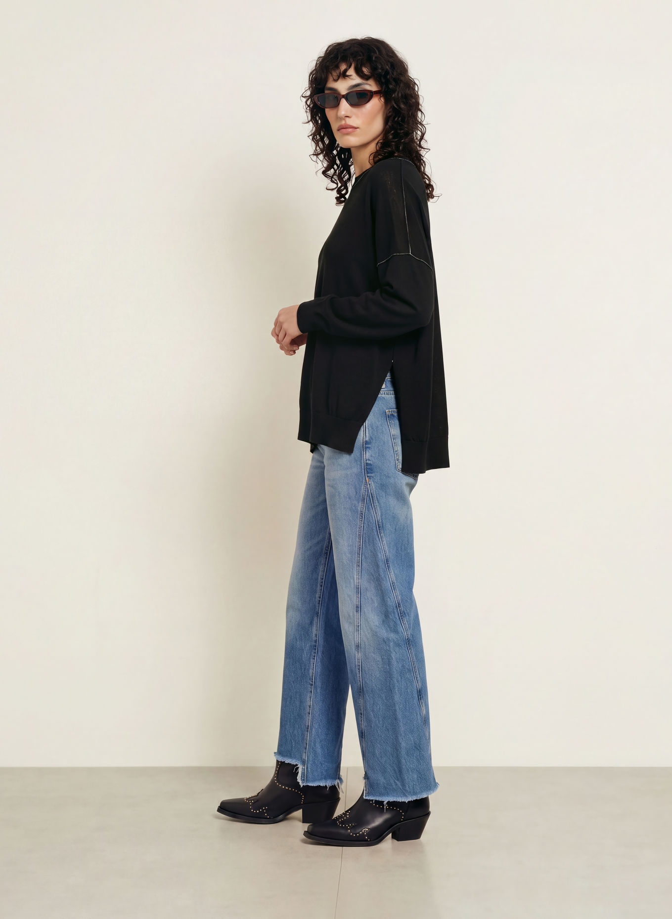 ALLSAINTS MARTEL Oversized Sweater Made of Merino Wool: BLACK / WHITE