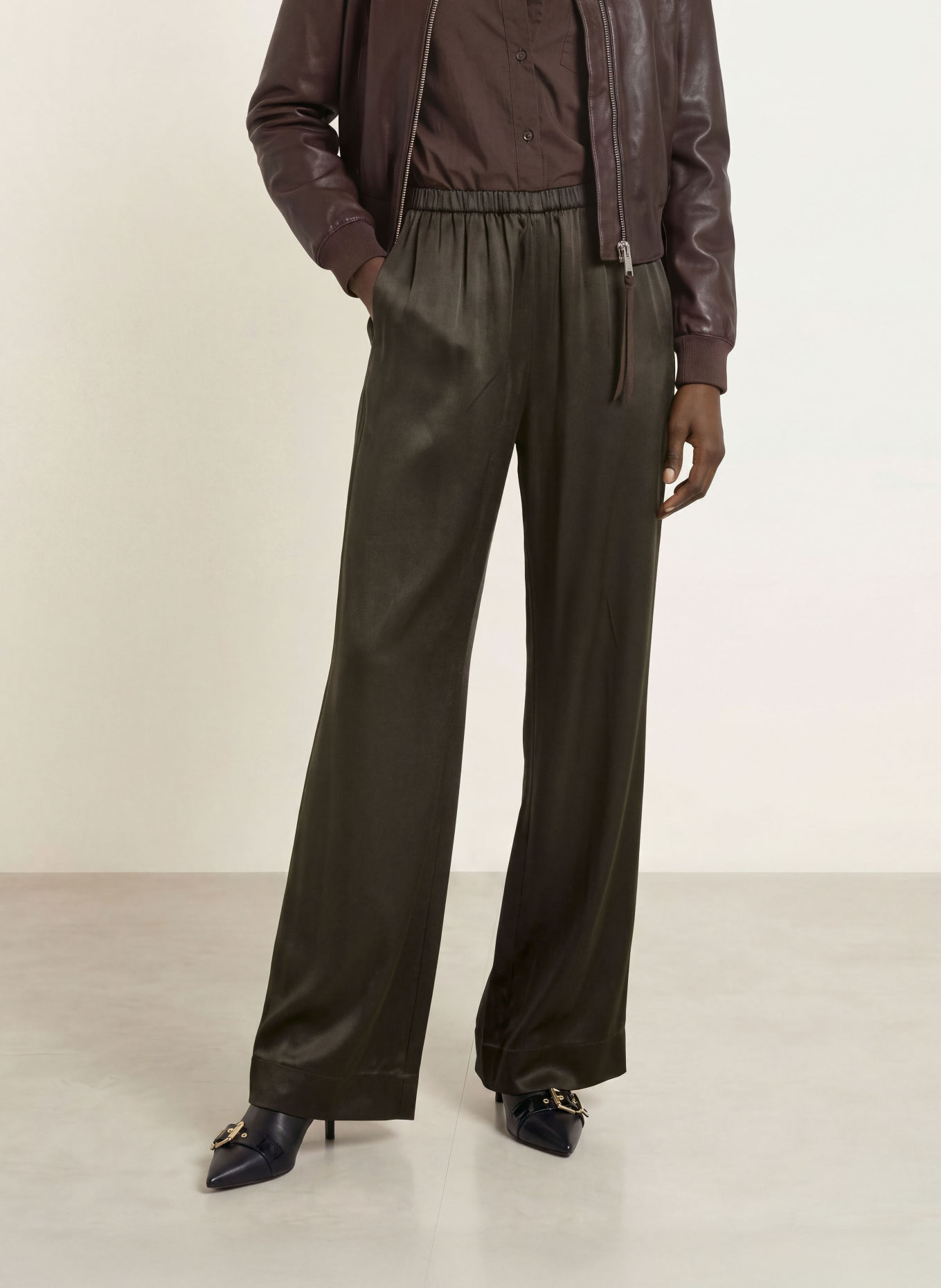ALLSAINTS Pantalon palazzo LYCIA en satin: NOIR