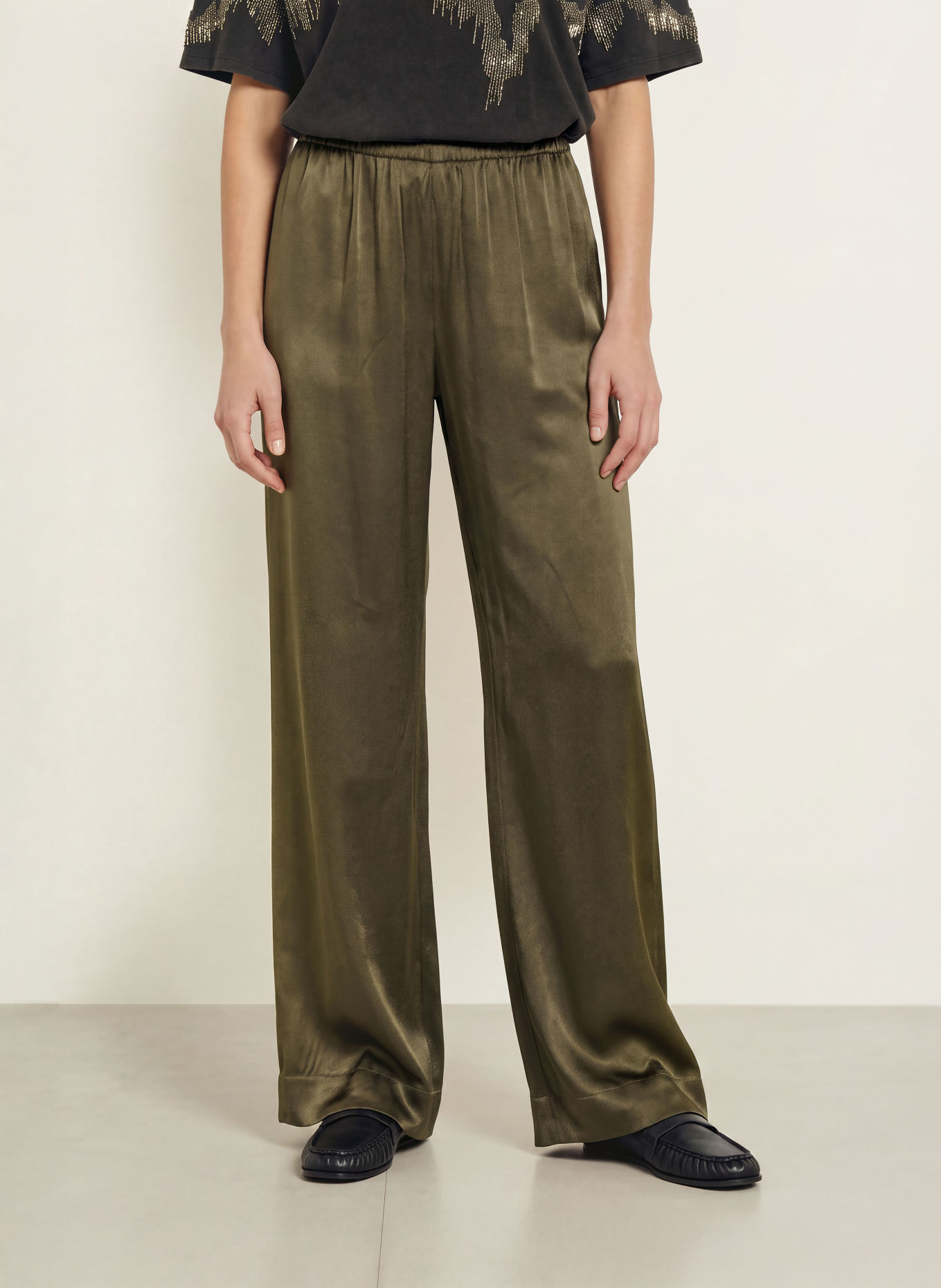 ALLSAINTS Marlene-byxor LYCIA i satin: KHAKI