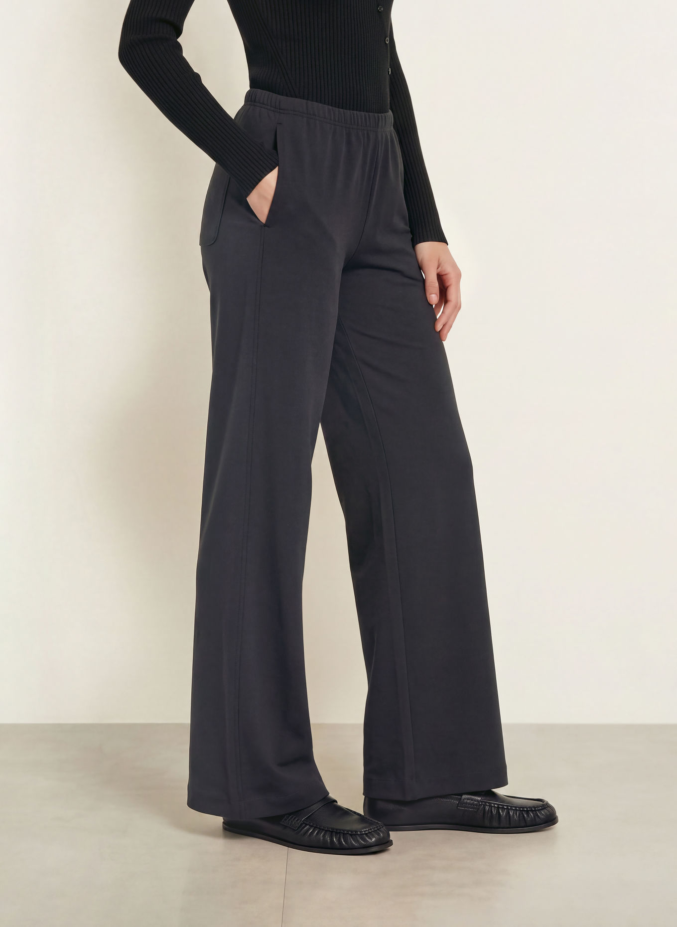 ALLSAINTS Sweatpants ELODIE: SCHWARZ