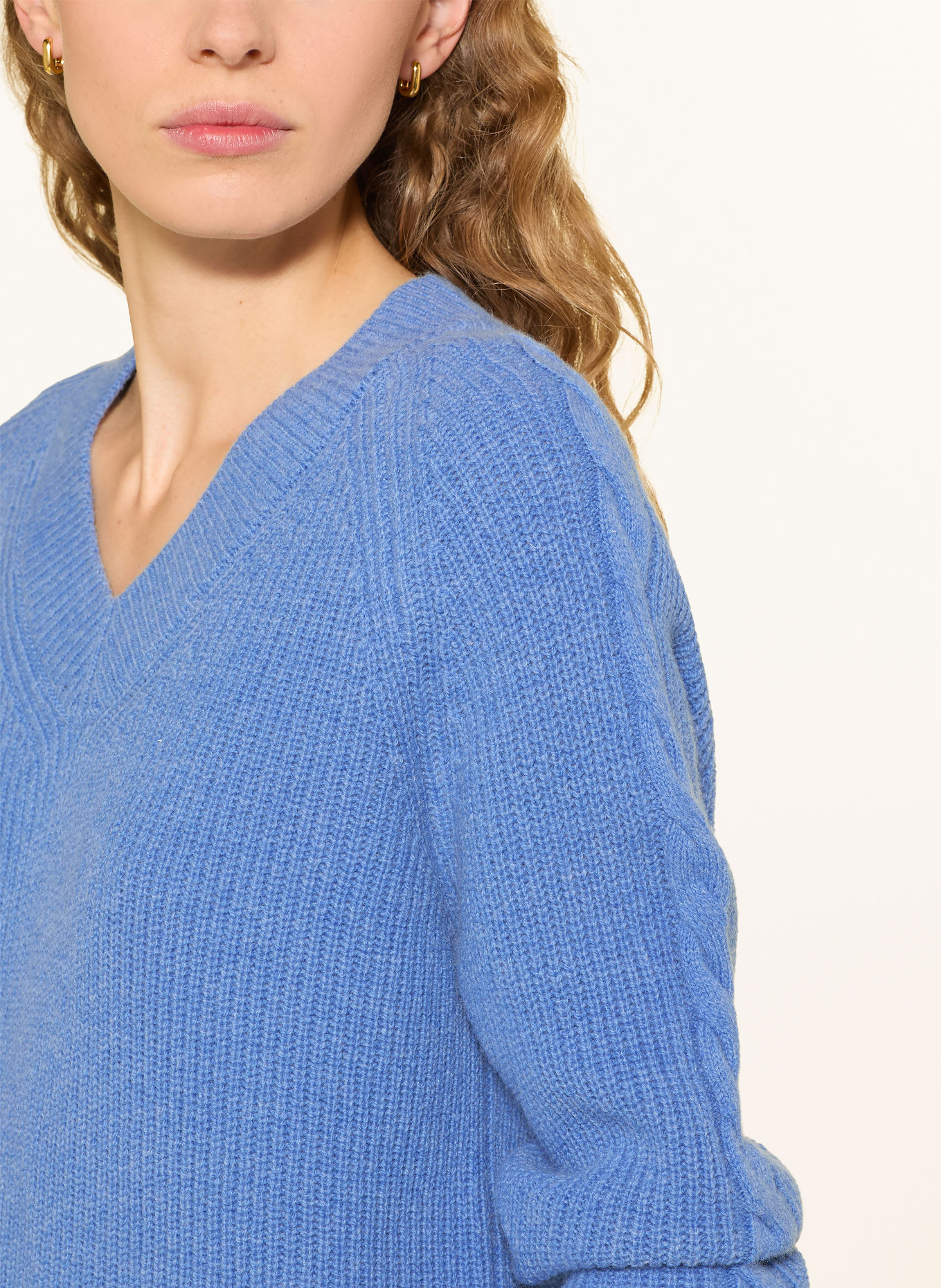 MAERZ MUENCHEN Pullover: LYSEBLÅ